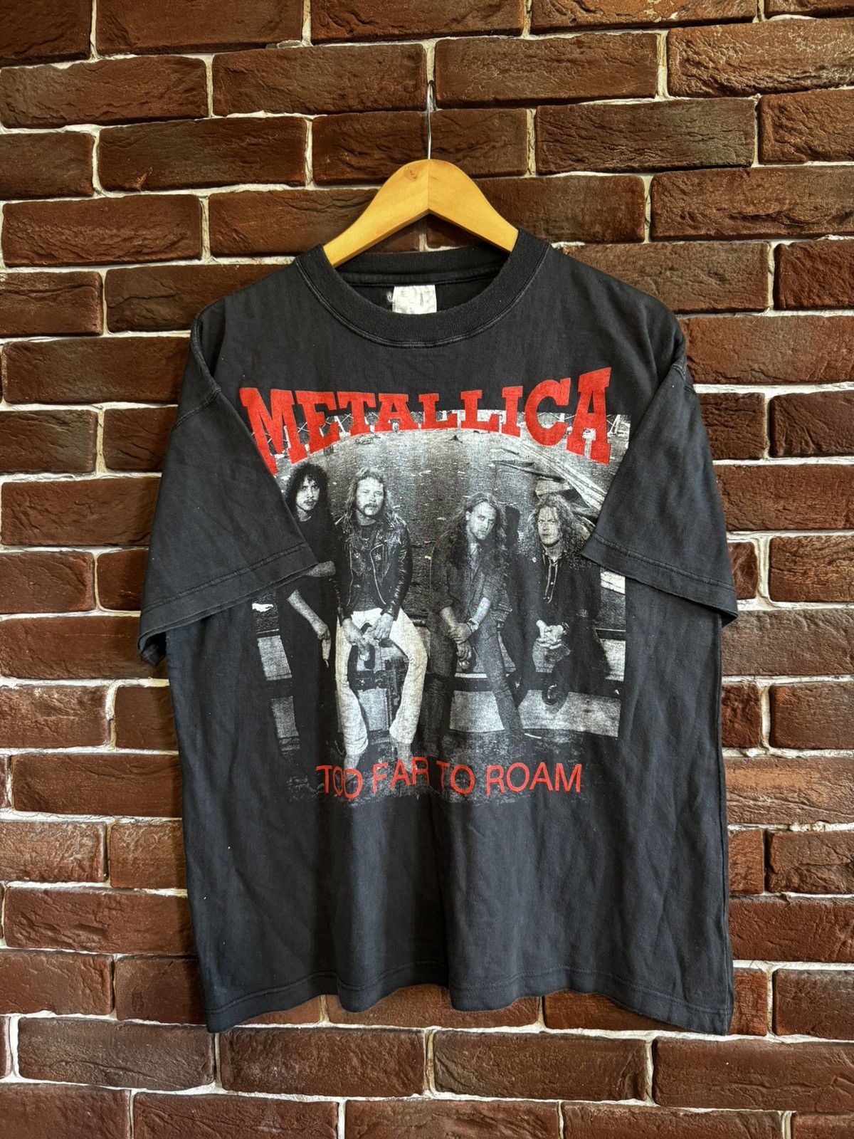 Band Tees Rare Vintage 90s Metallica Fuck Guns n Roses Metal Band Tee Size US L / EU 52-54 / 3 - 1 Thumbnail