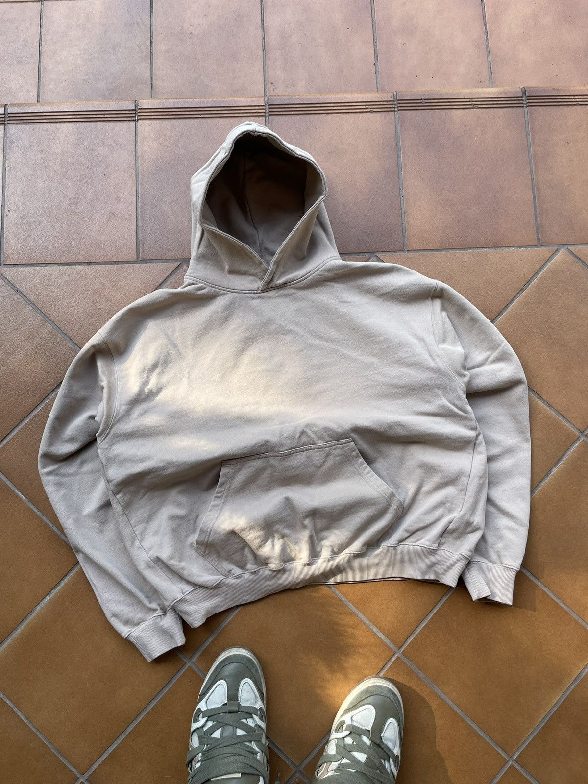 Designer × Rue Porter Rue Porter Boxy Fit Sand Hoodie Y2K Designer Streetwear Rap Size US XL / EU 56 / 4 - 1 Thumbnail