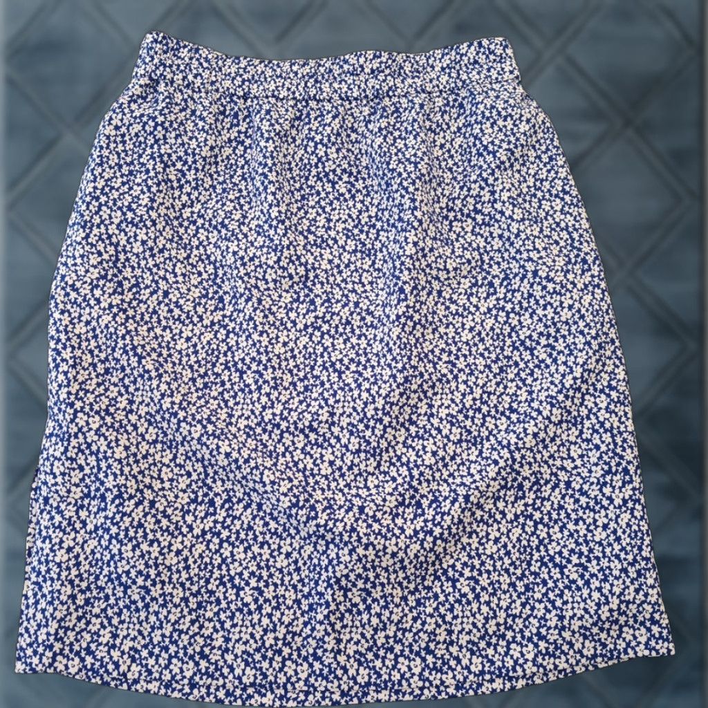J.Crew J.Crew Skirt PL Knee Length Floral Blue Elastic Waist Lined Pockets Slit Petite Women Skirt Size 36" / US 14 / IT 50 - 1 Thumbnail