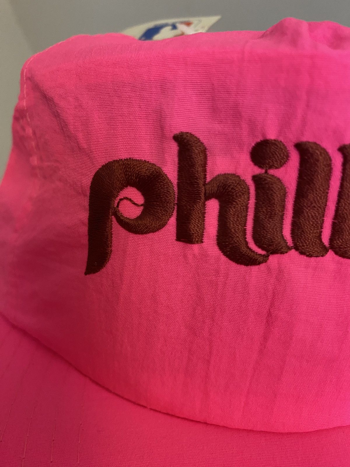 MLB × Vintage Vintage NWT Phillies Hot Pink Nylon Snap Back Hat Cap New Size ONE SIZE - 2 Thumbnail