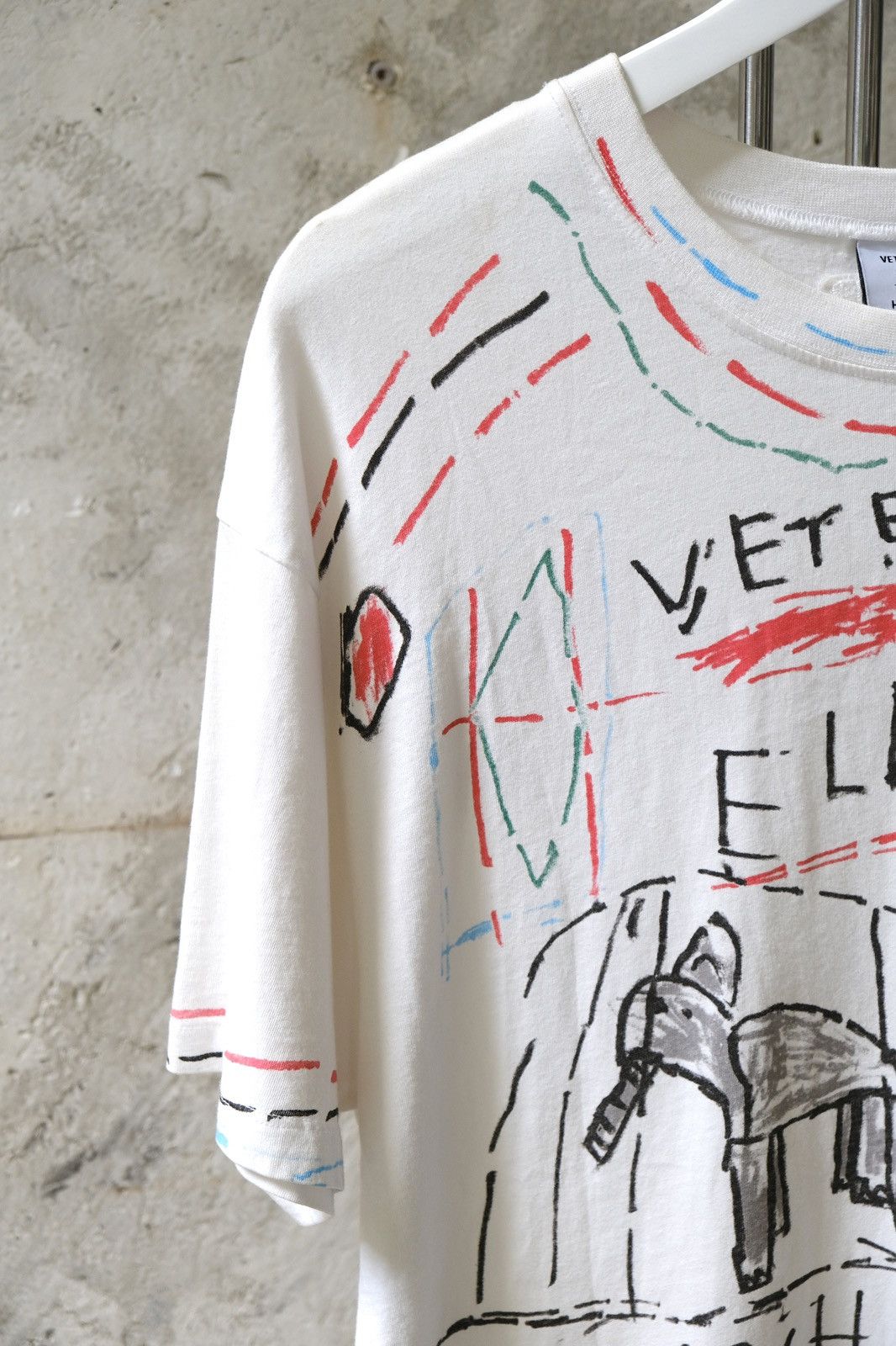 Vetements “ Elephant in the room ” Tee