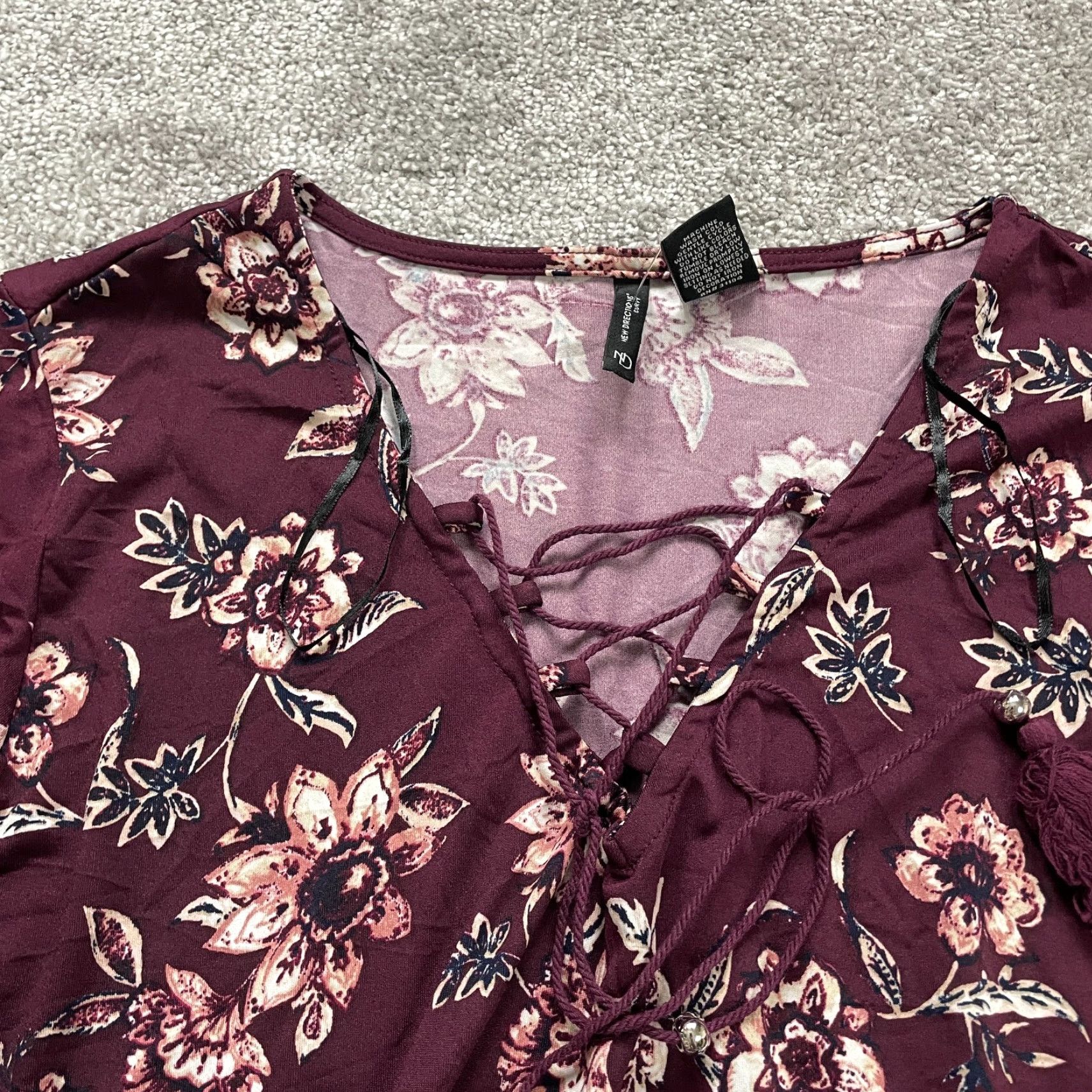 Vintage New Directions Tunic Blouse Womens XL Maroon Floral Long Sleeve Crisscross Neck Size XL / US 12-14 / IT 48-50 - 5 Thumbnail