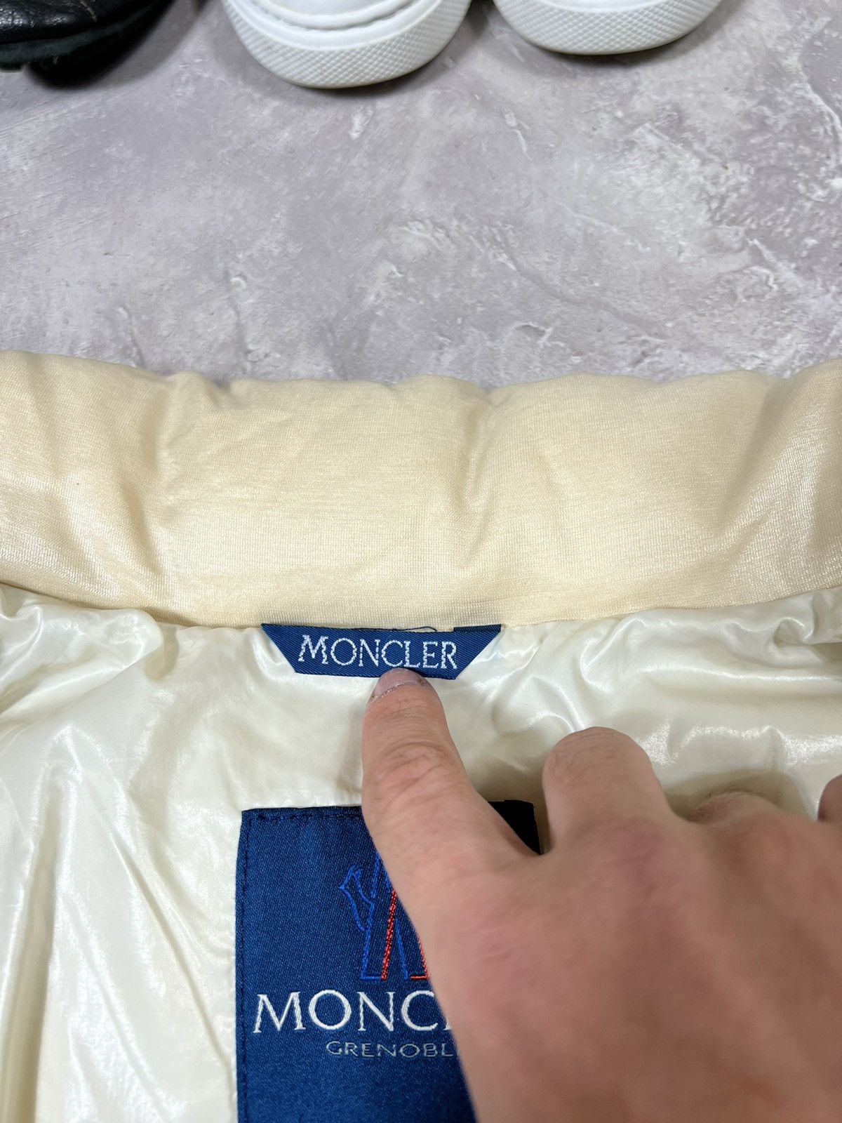 Moncler Grenoble Vintage 90s Moncler Grenoble Down Jacket Size S / US 4 / IT 40 - 8 Thumbnail