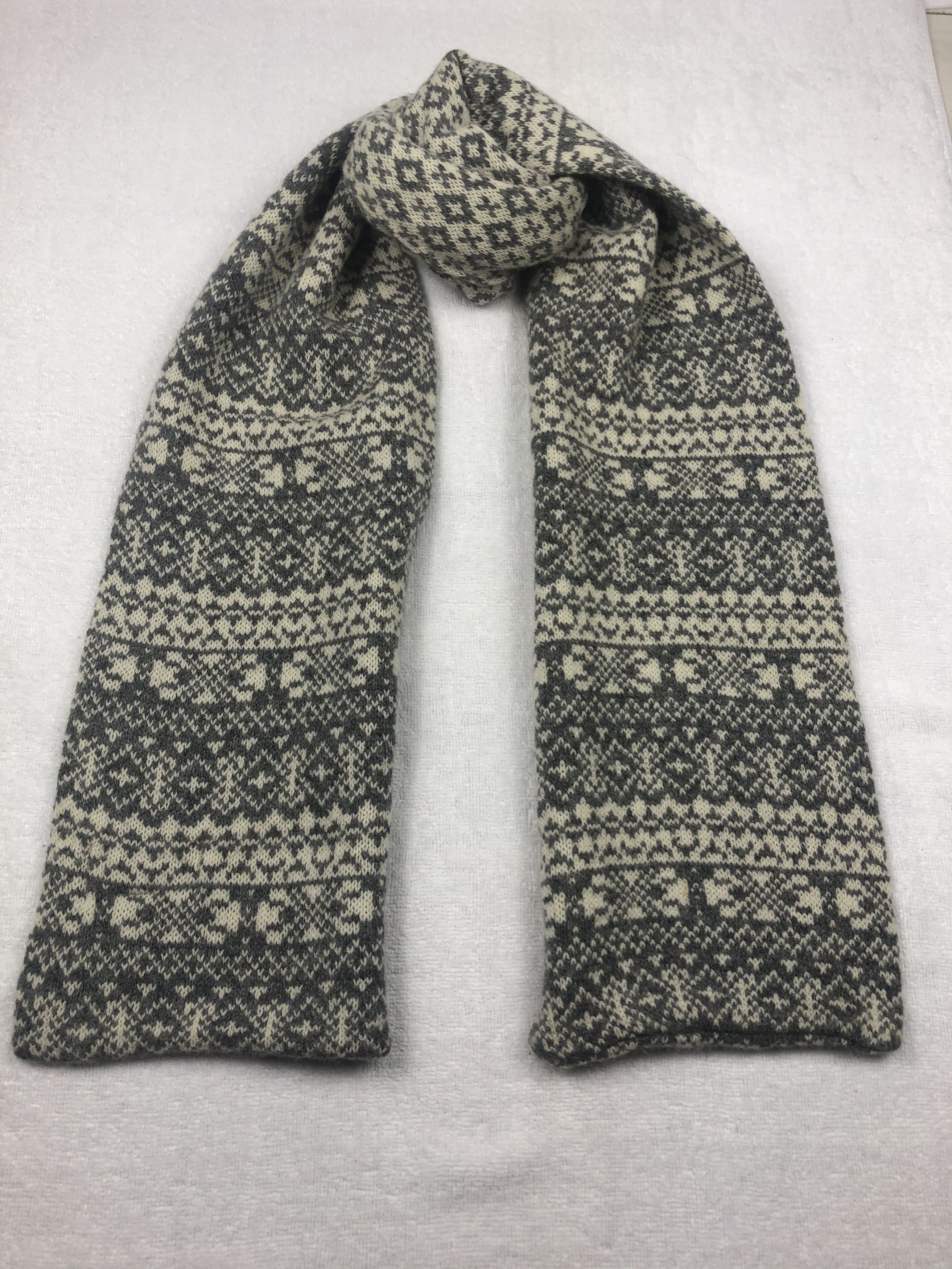 SHIPS Robert Sim For SHIPS Scarf / Muffler / Neckwear Size ONE SIZE - 1 Thumbnail