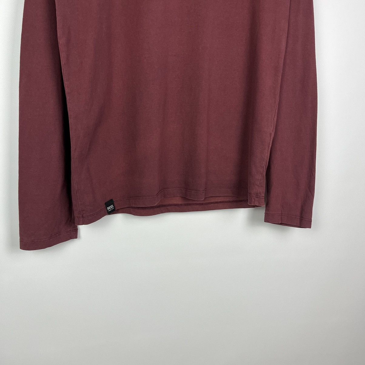 Diesel Diesel luxury long sleeve t-shirt size M red Size US M / EU 48-50 / 2 - 3 Thumbnail