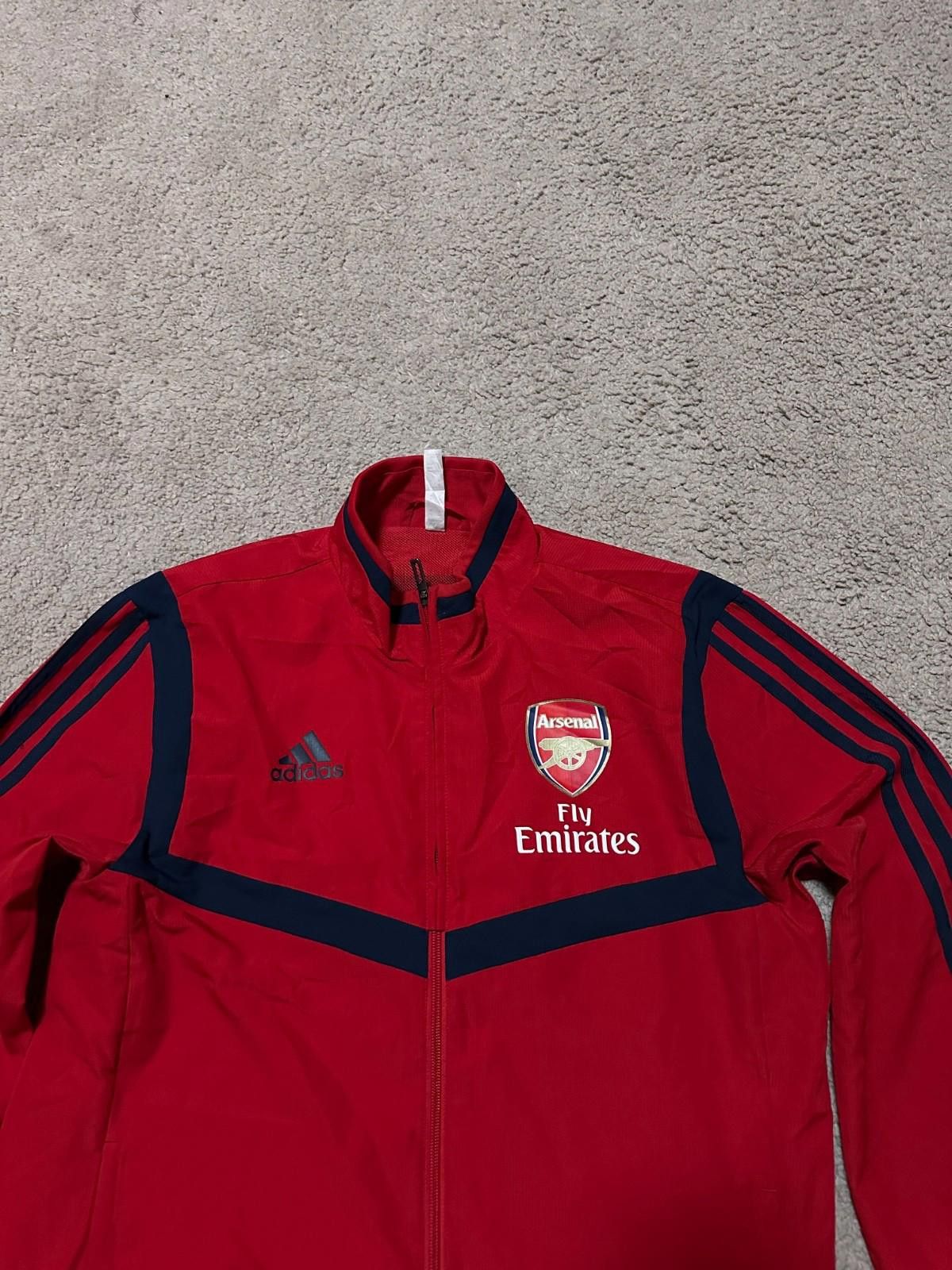 Adidas ARSENAL LONDON 2019 TRAINING FOOTBALL JACKET SOCCER Sz M Size US M / EU 48-50 / 2 - 5 Thumbnail