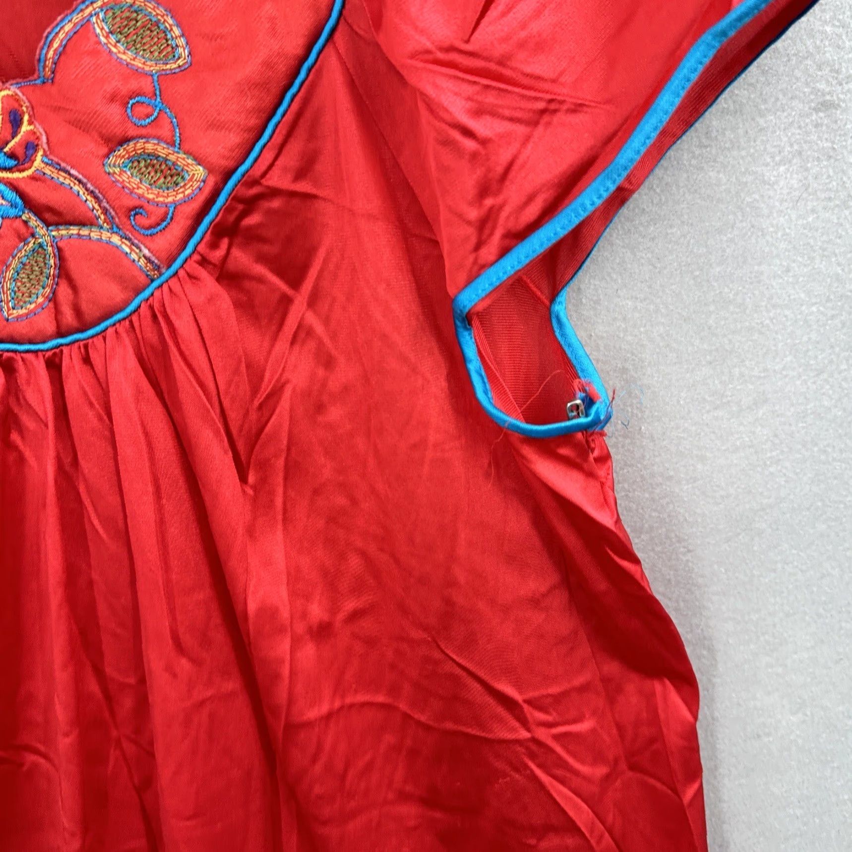 Vintage VINTAGE Vanity Fair Nightgown Womens Medium Slip Nylon Red Embroider Sissy READ Size ONE SIZE - 5 Thumbnail