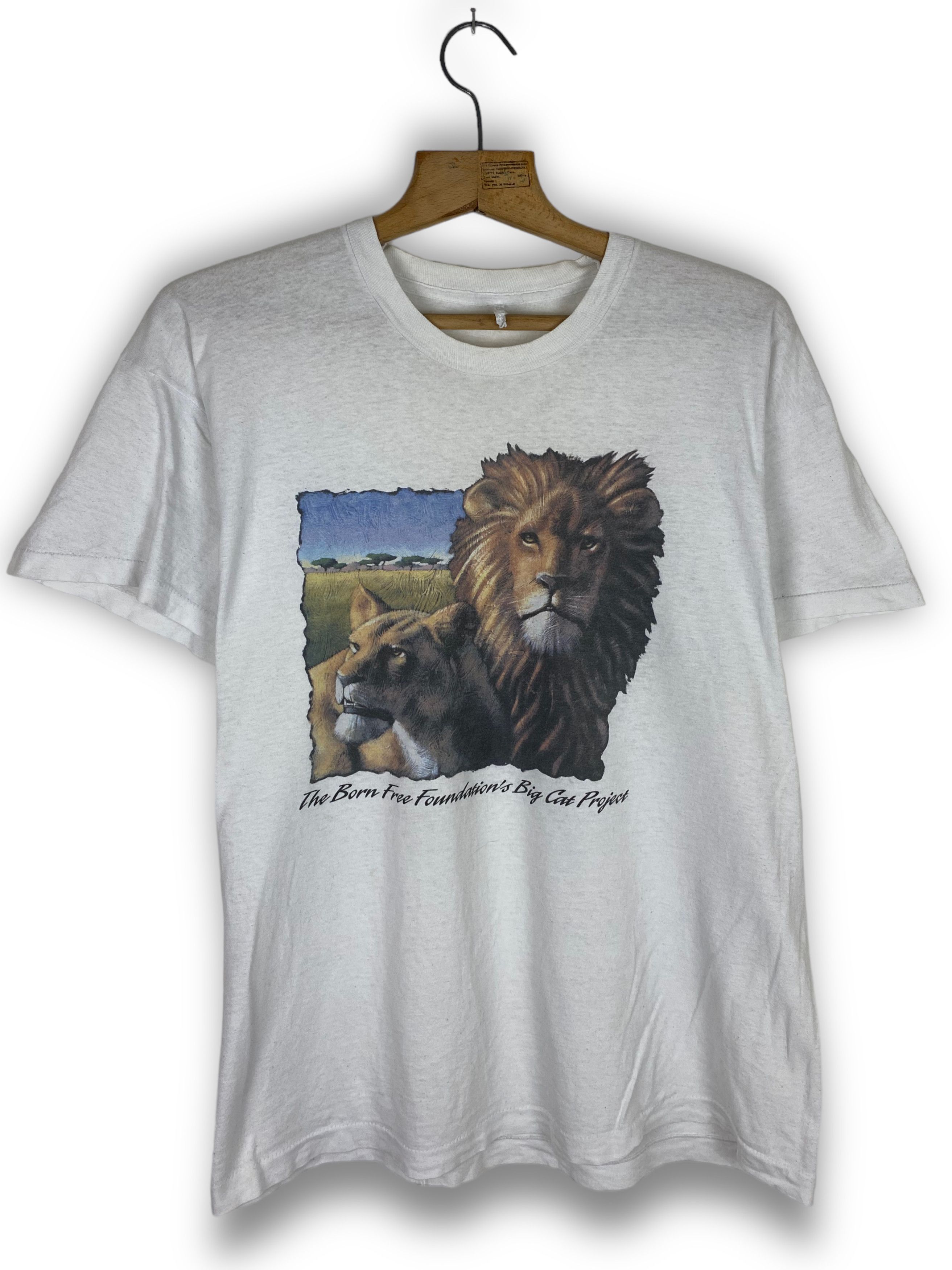 Vintage RARE! 90s Vintage Big Lions White Single Stitch T-Shirt M476 Size US XL / EU 56 / 4 - 1 Thumbnail