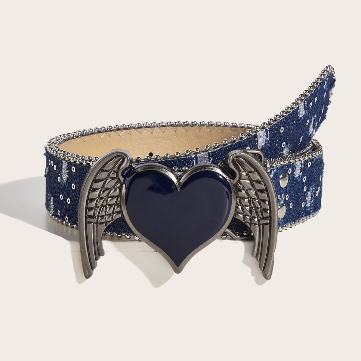 Designer Hearts Rare Vintage Belt Riveted Belts Menswear Accessories Size ONE SIZE - 1 Thumbnail