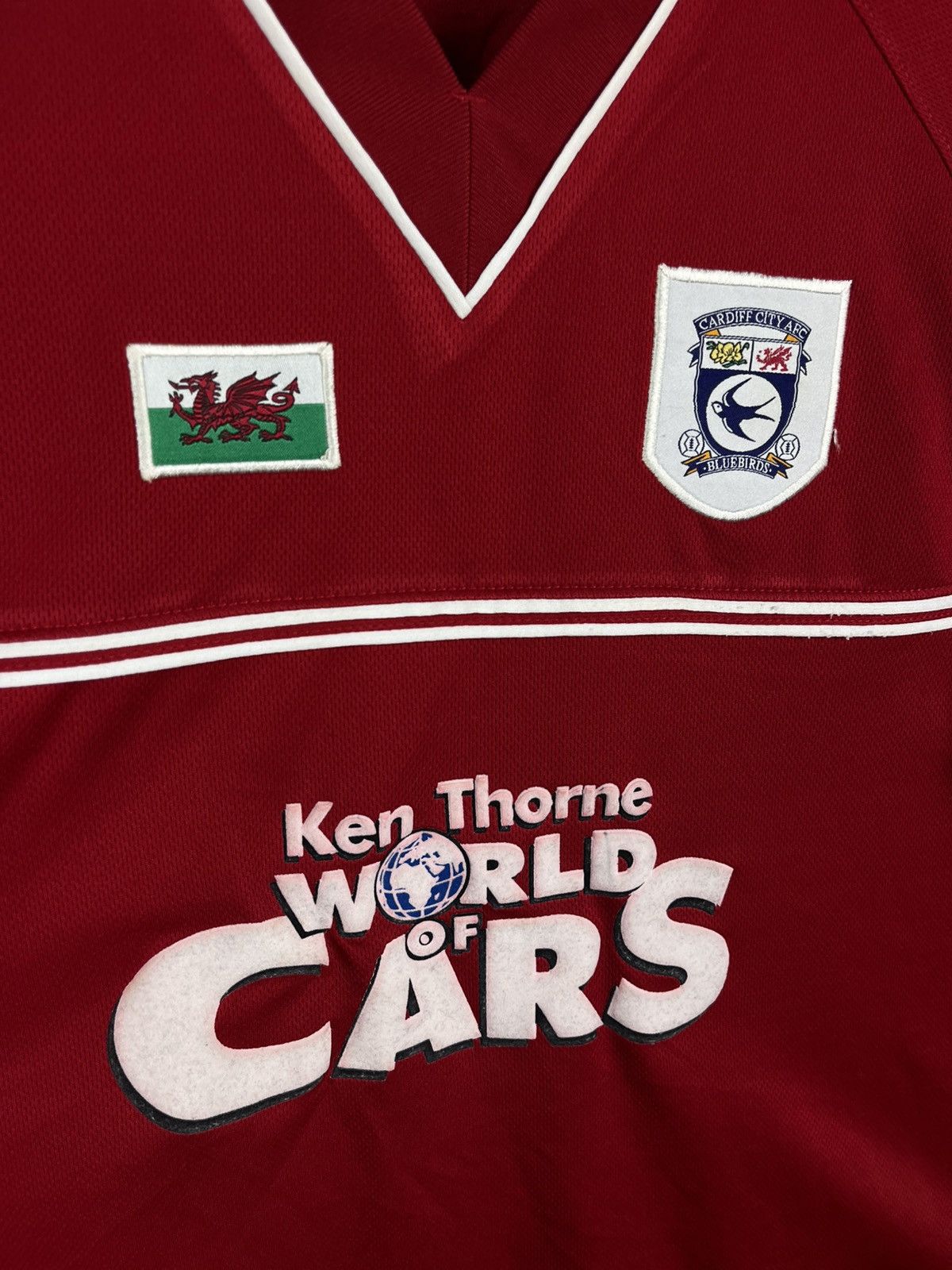 Vintage Cardiff city vintage 2001 2002 third soccer football jersey Size US S / EU 44-46 / 1 - 7 Thumbnail