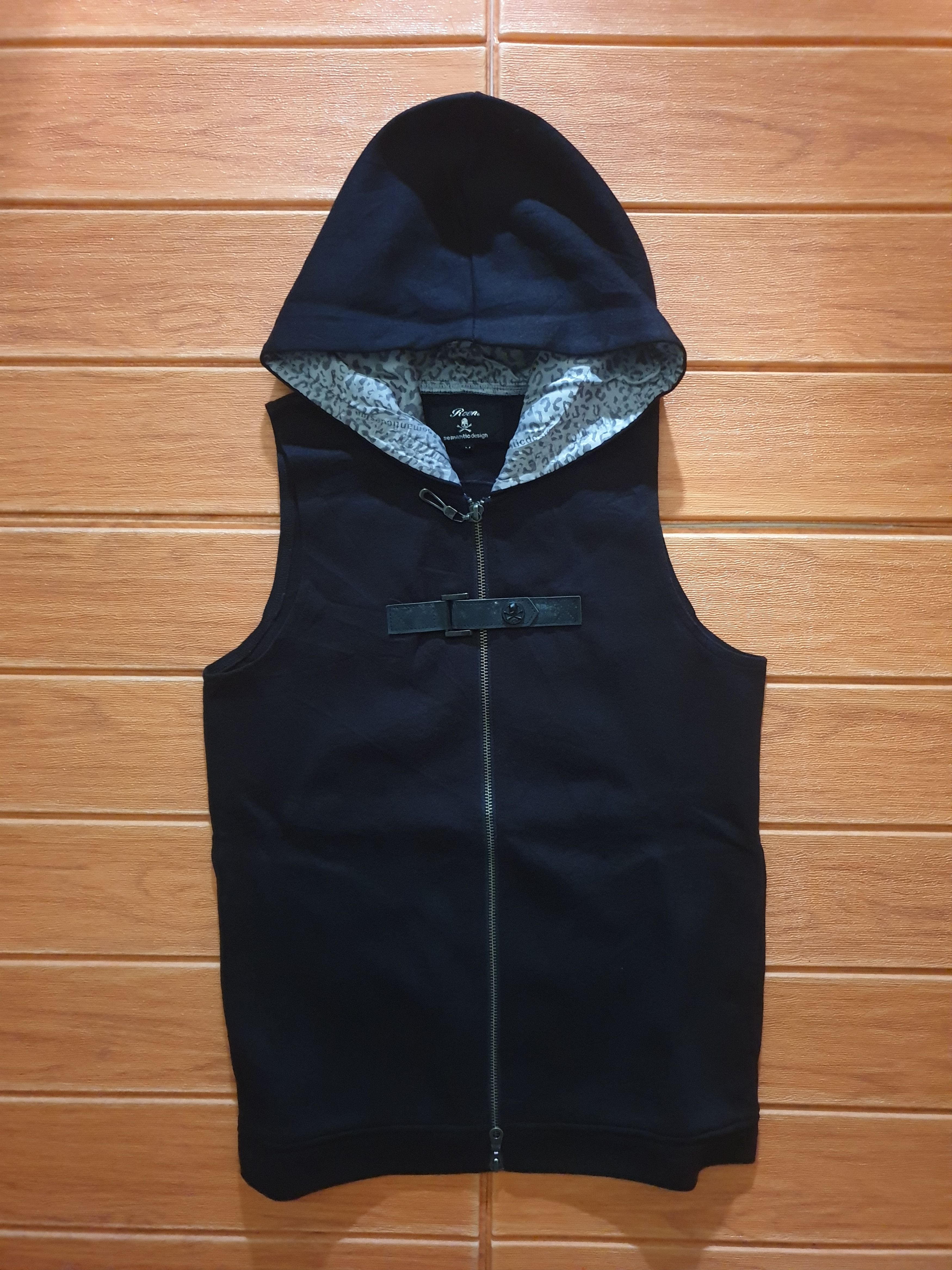 Roen 🔥Roen x Semantic design skull vest Size US M / EU 48-50 / 2 - 6 Thumbnail
