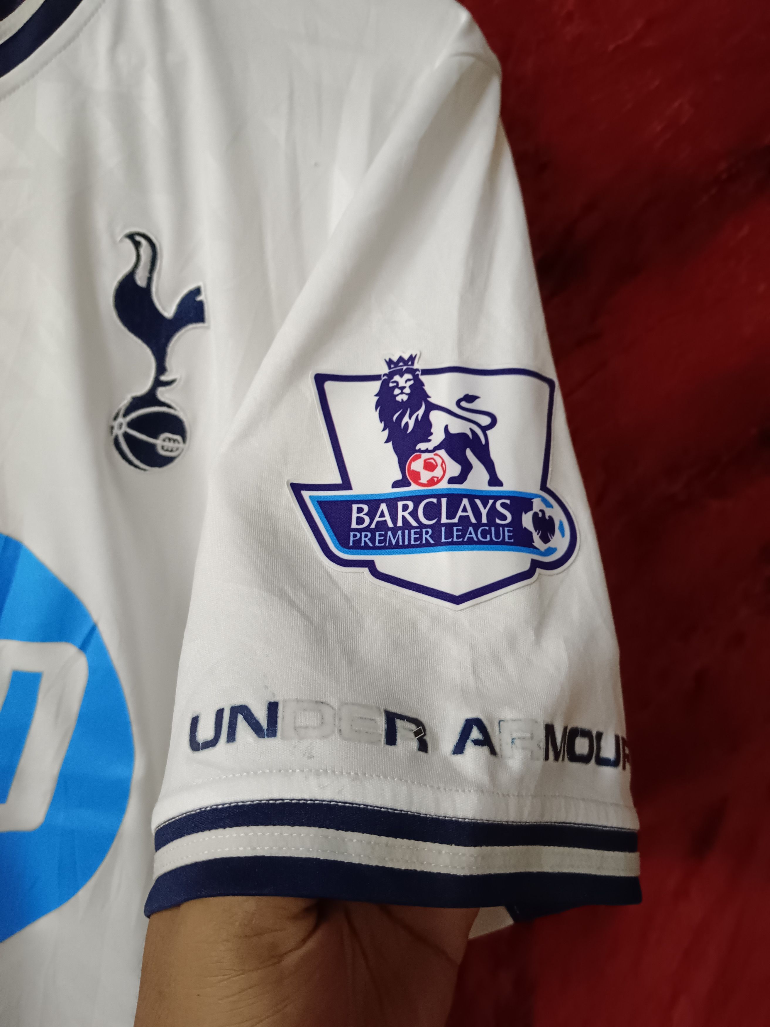 Under Armour Tottenham Hotspurs 2013/2014 Player Issue No 8 Paulinho Size US L / EU 52-54 / 3 - 7 Thumbnail