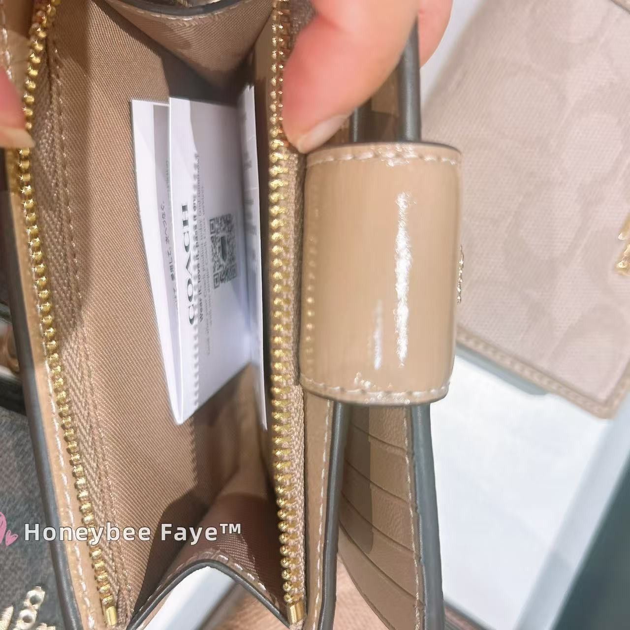 Coach NWT Coach Medium Corner Zip Wallet CEC33 Size ONE SIZE - 6 Thumbnail