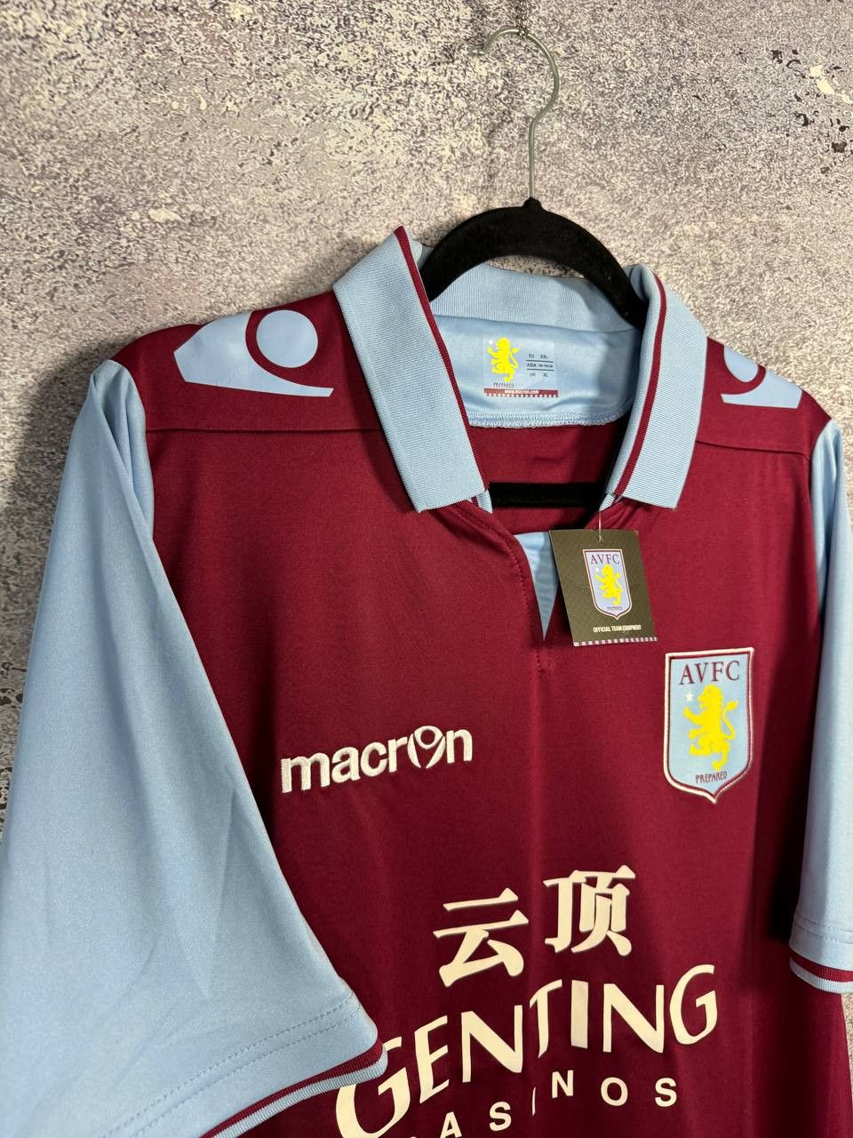 Macron × Vintage NWT Aston Villa 2012/13 Macron Soccer Jersey Size US XL / EU 56 / 4 - 7 Thumbnail