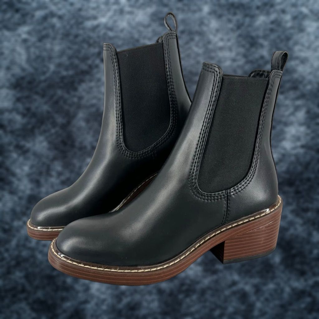 VINTAGE Steve Madden Chelsea Booties Women's Black Leather Ankle