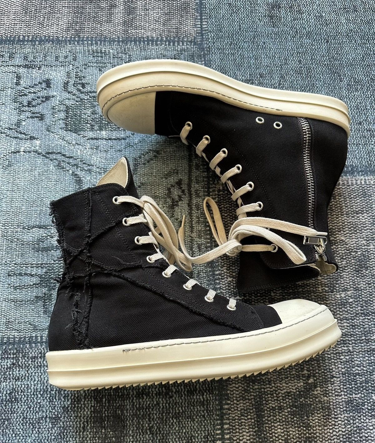 Rick Owens Rick Owens pentagram distressed mismatched big Converse Size US 8.5 / EU 41-42 - 1 Thumbnail