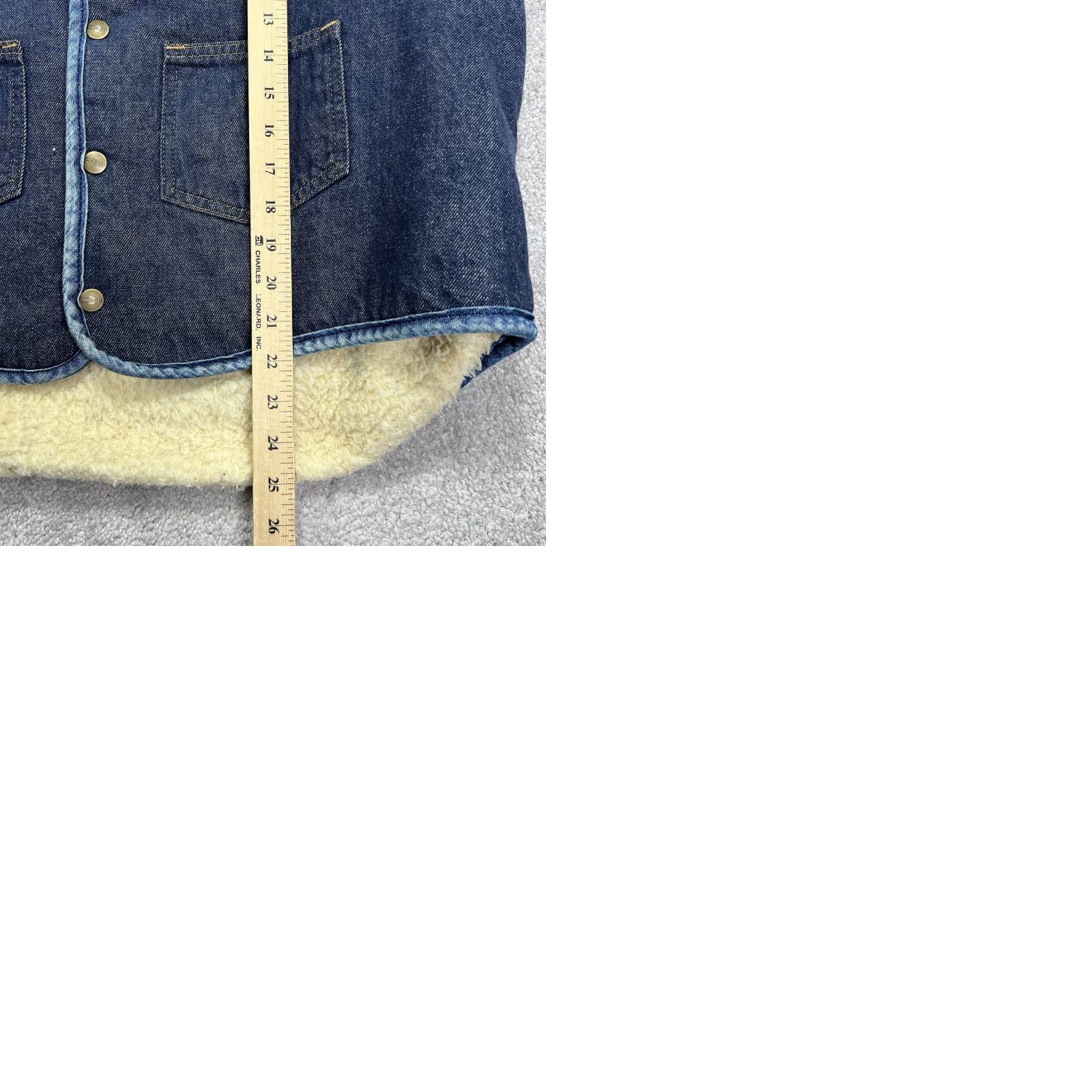 Carhartt VINTAGE Carhartt Denim Jean Vest Men's XL Blue Sherpa Lined Workwear USA 8SV 80s Western Pockets Camouflage? Size US 36 / EU 52 - 9 Thumbnail