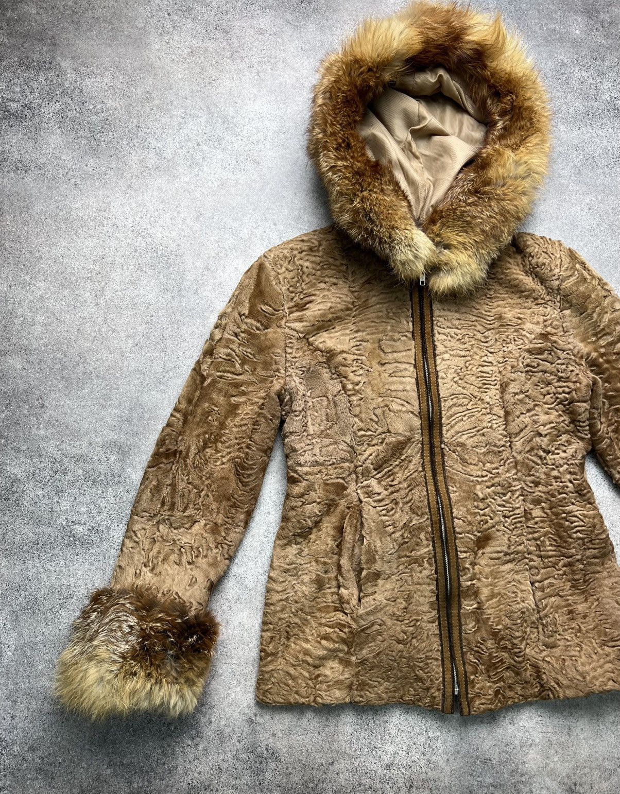 Hysteric Glamour Vintage japanese hooded fur fancy jacket Size S / US 4 / IT 40 - 2 Thumbnail