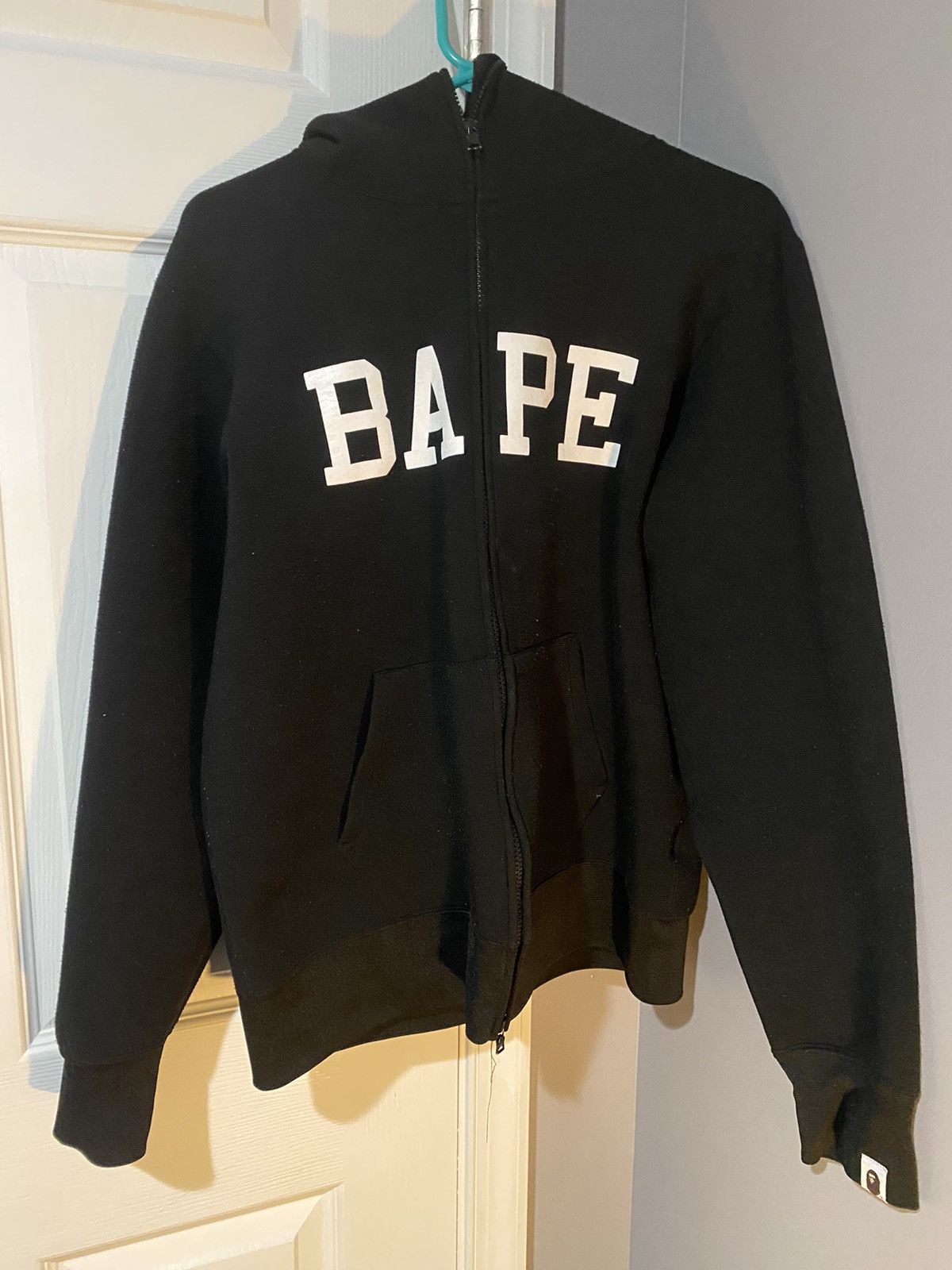 Bape Bape logo full zip hoodie Size US XL / EU 56 / 4 - 1 Thumbnail