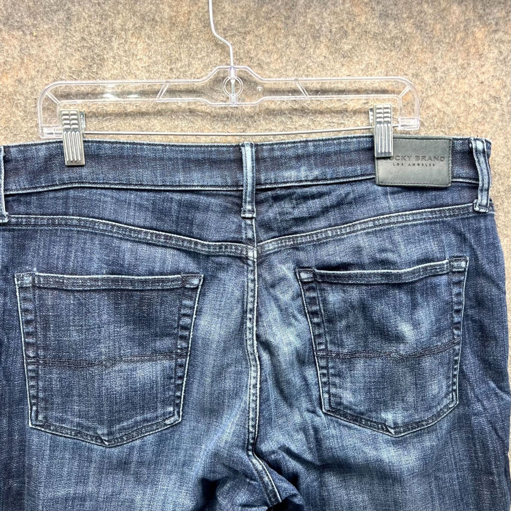 Lucky Brand Lucky Brand Jeans Mens 34x32 Dark Blue Denim Straight Vintage Cotton Stone Wash 5-Pocket Pattern Solid Jeans Mens Regular 34x32 Blue Size US 34 / EU 50 - 4 Thumbnail