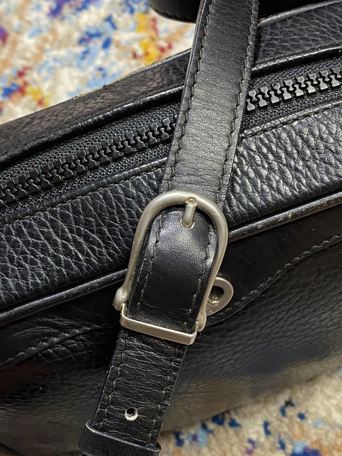 Celine × Vintage Vintage Celine Black Mini Crossbody Box Zipper Bag Size ONE SIZE - 14 Thumbnail