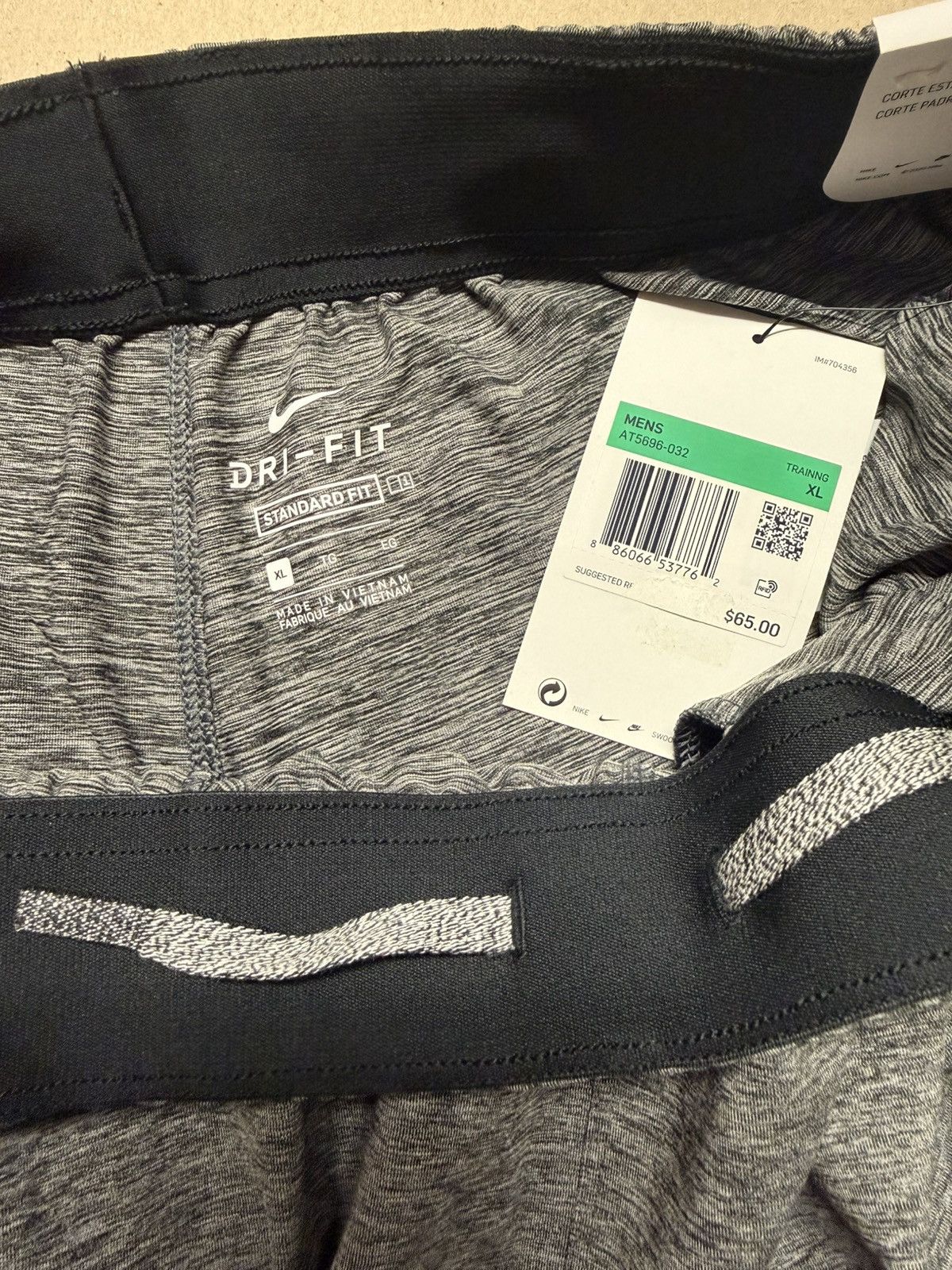 Nike Nike Yoga Pants Joggers size XL Extra Large Standard Fit NEW Size US 38 / EU 54 - 4 Thumbnail