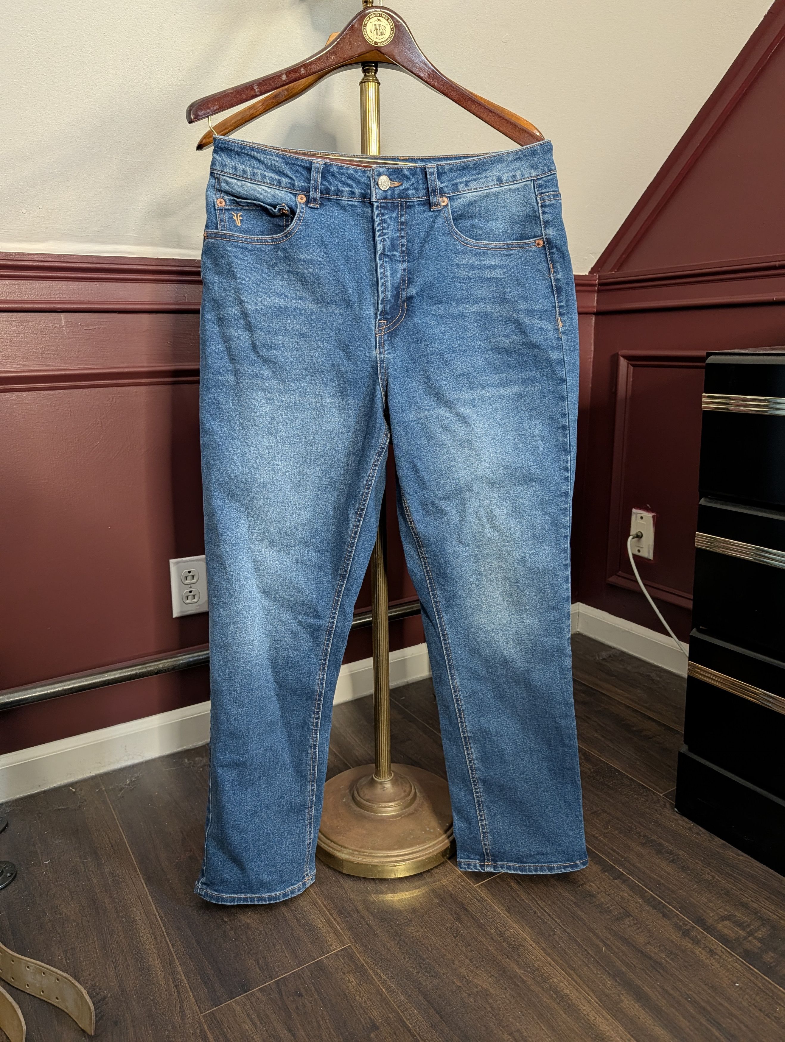 Frye Blue logo embroidered tapered leg denim jeans Size 30" / US 8 / IT 44 - 1 Thumbnail