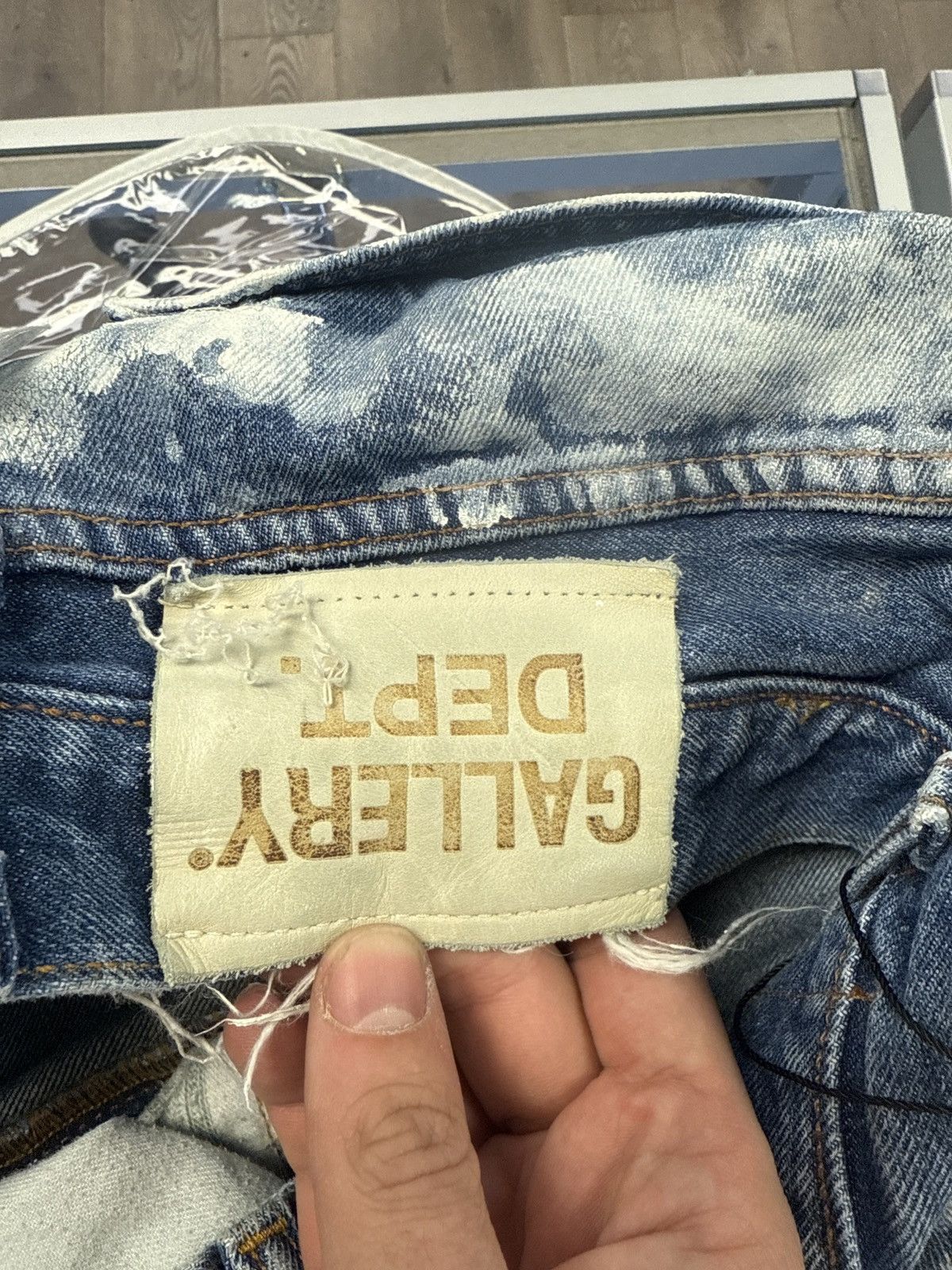 Gallery Dept. Gallery dept bleached denim 30 rare style size Size US 30 / EU 46 - 7 Thumbnail