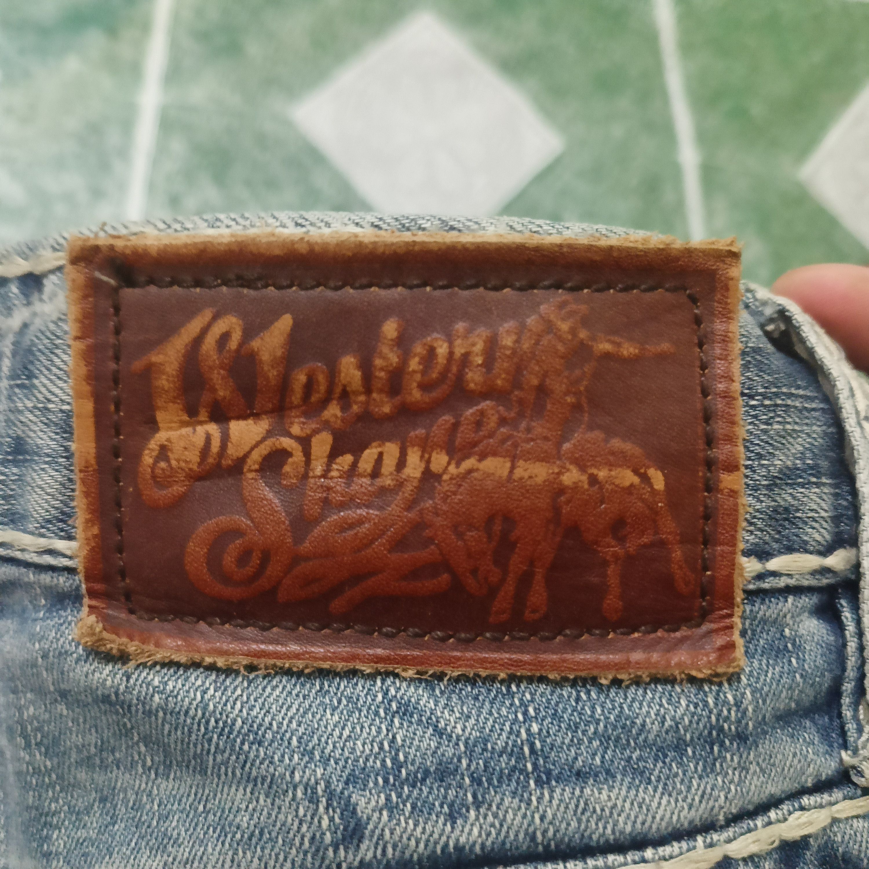 Who Decides War Japanese Shane jeans distressed white stitch Flared jeans Size US 30 / EU 46 - 23 Thumbnail