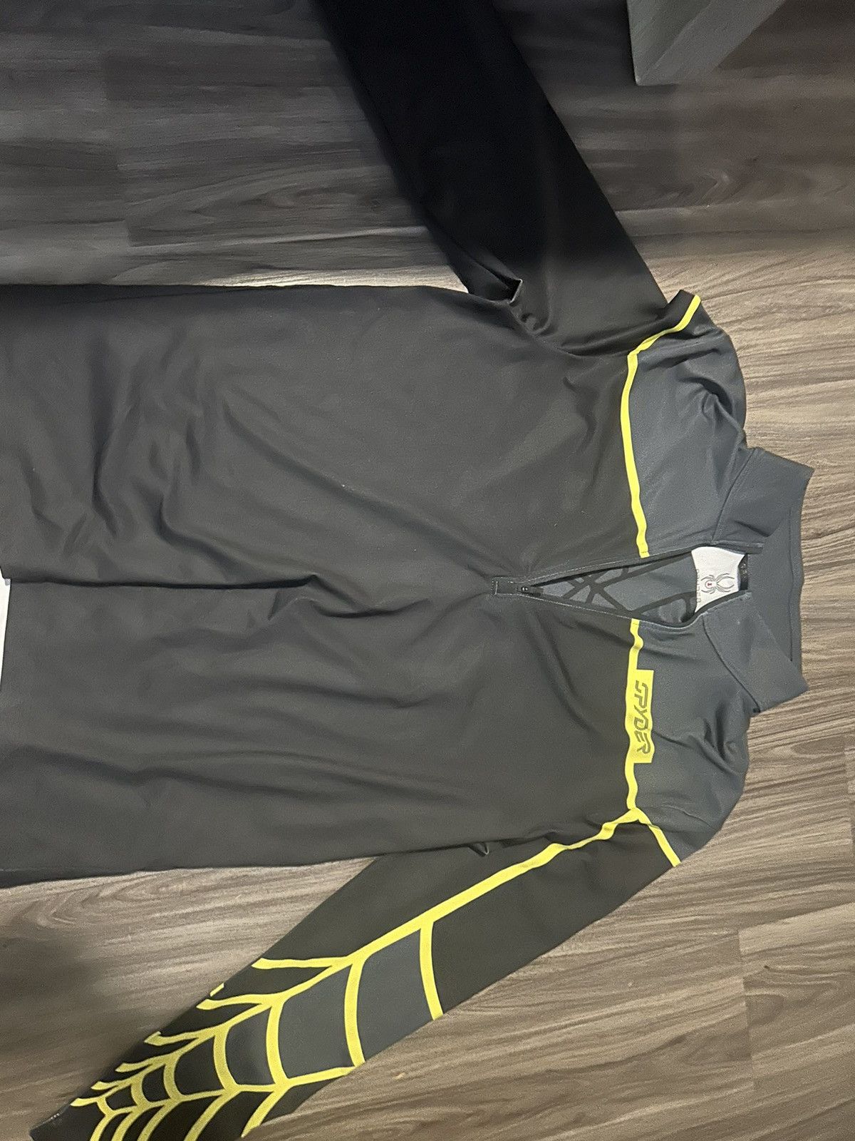 Spyder Spyder half zip top. Size US XL / EU 56 / 4 - 1 Thumbnail