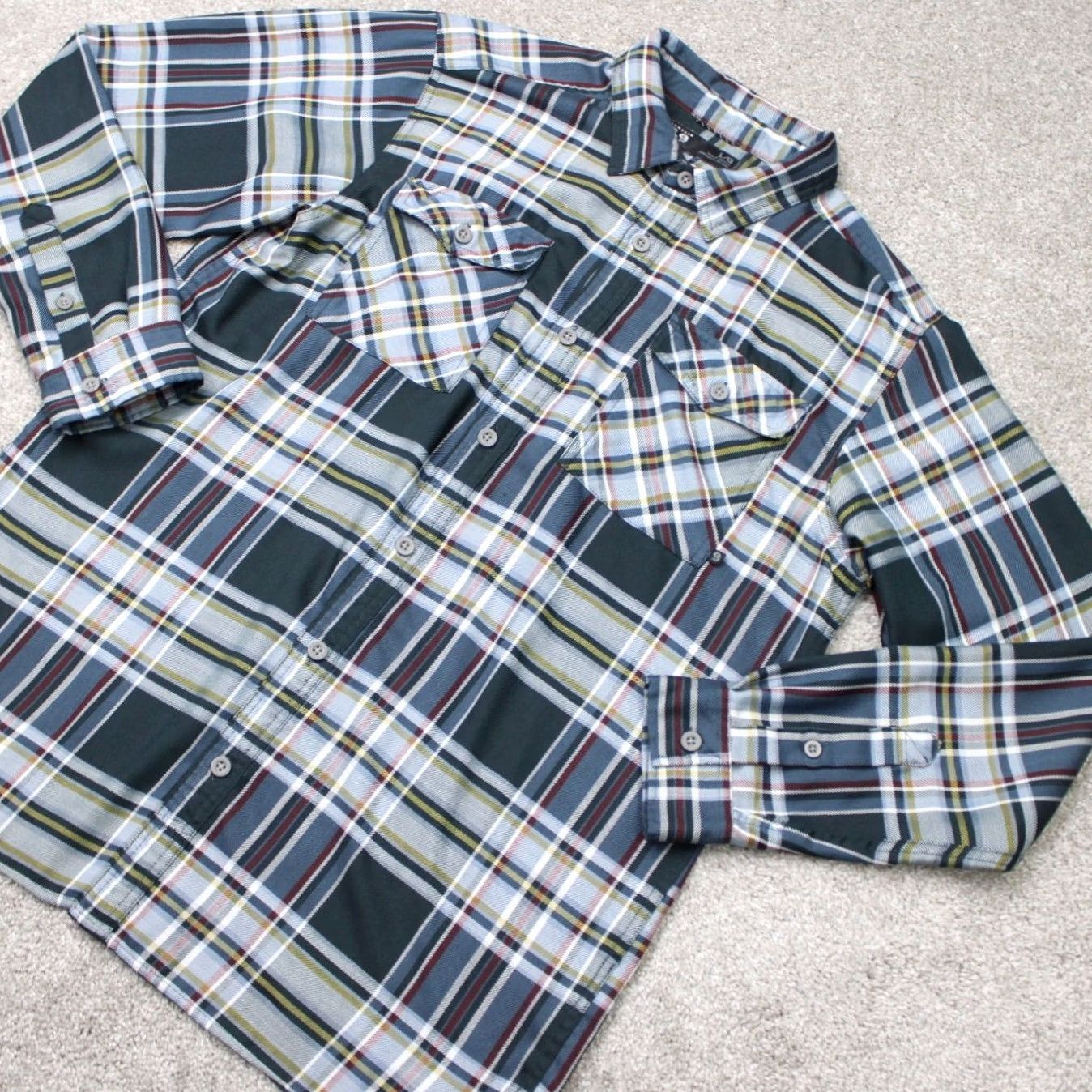 Mountain Hardwear Mountain Hardwear Shirt Mens Large Trekkin Flannel Long Sleeve Button-Up Plaid Green Cotton Polyester Casual Workwear Outdoors Size US L / EU 52-54 / 3 - 4 Thumbnail