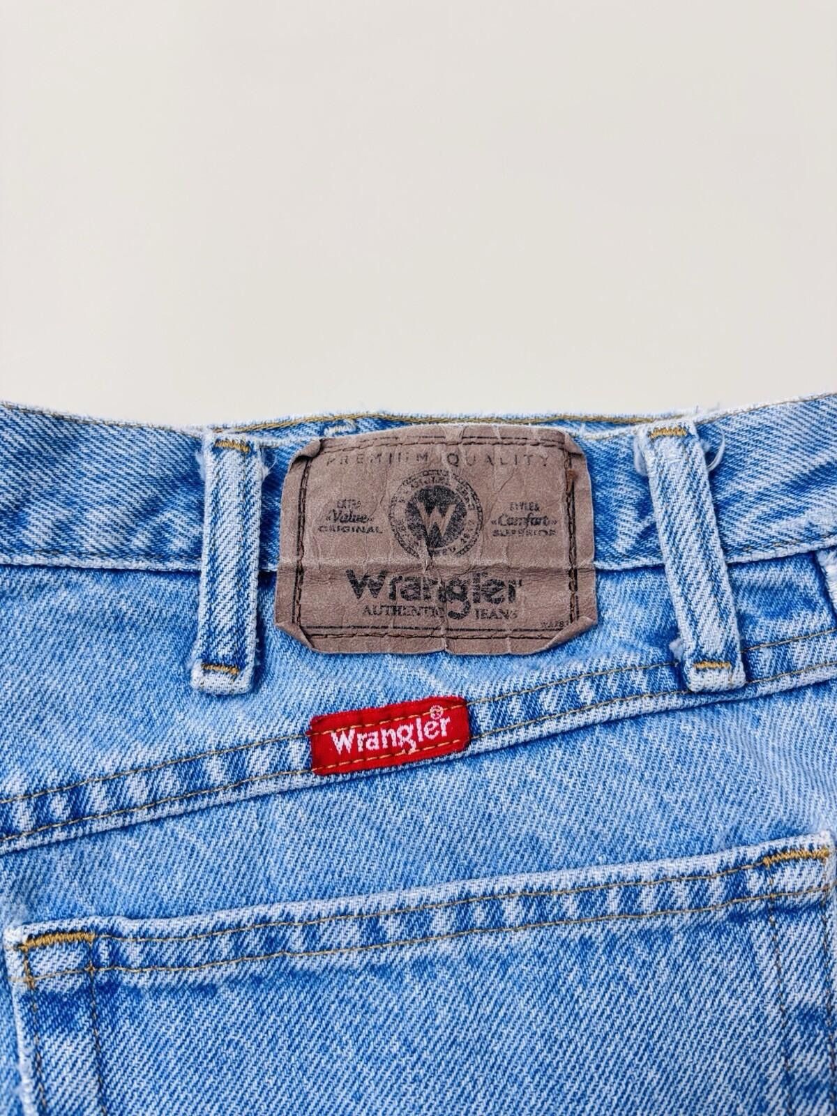 Wrangler Wrangler Vintage Light Wash Straight Leg Denim Jeans 36x3 Size US 36 / EU 52 - 2 Thumbnail