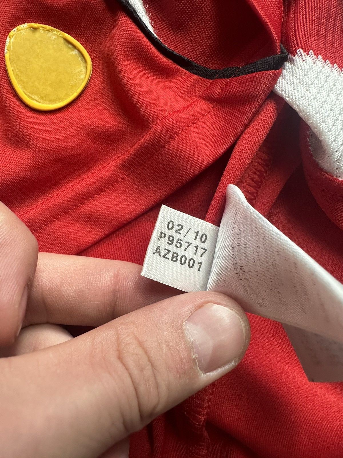 Adidas × Vintage Vintage adidas Bayern Munich 10 Robben soccer jersey size Xs Size US XS / EU 42 / 0 - 9 Thumbnail
