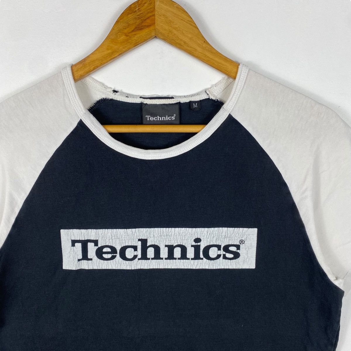 Vintage TECHNICS Box Logo Graphic Distressed Tee Shirt Medium Size Size US M / EU 48-50 / 2 - 2 Thumbnail
