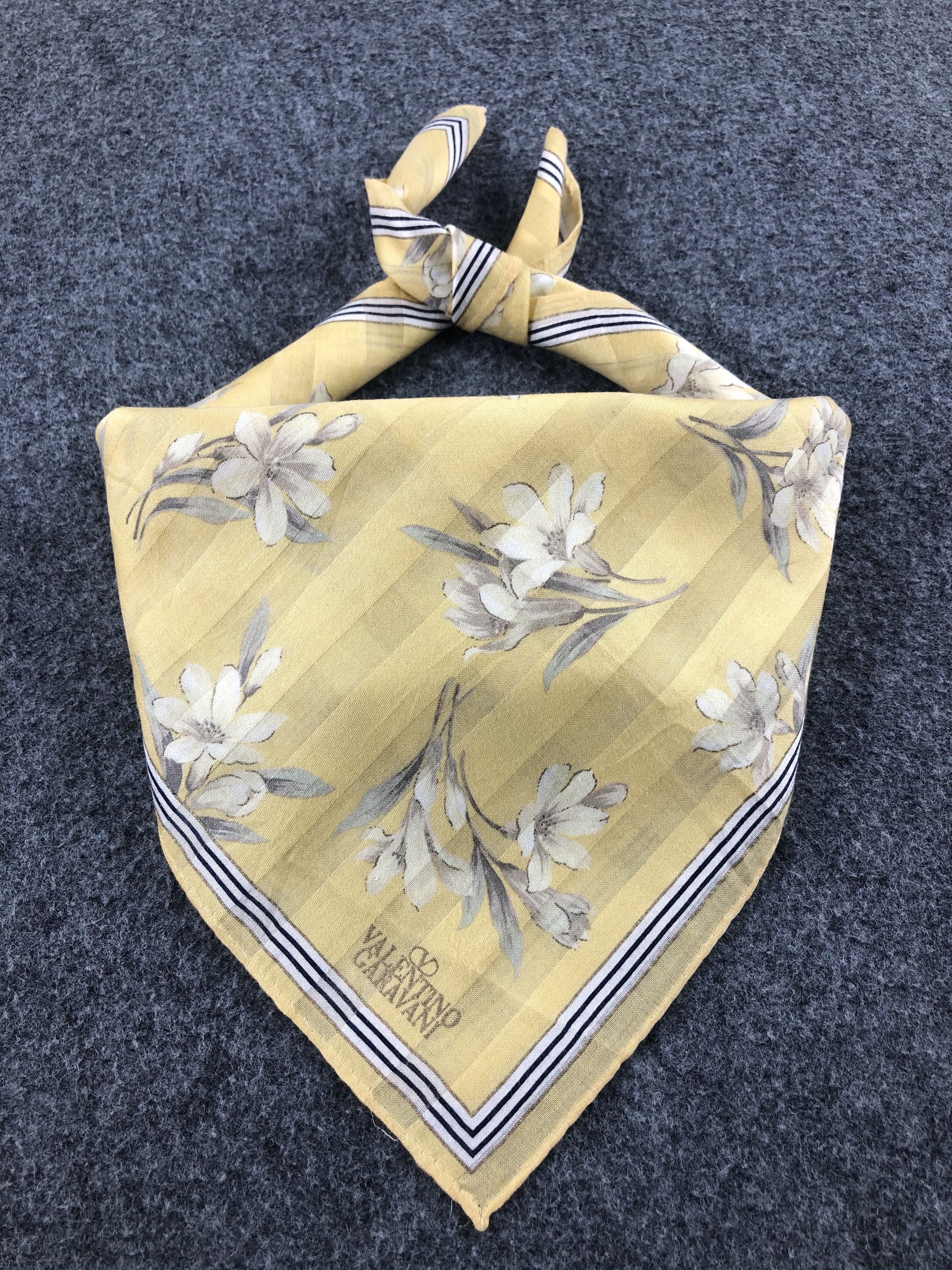Valentino × Vintage Valentino Garavani Handkerchief / Bandana / Neckerchief Size ONE SIZE - 1 Thumbnail