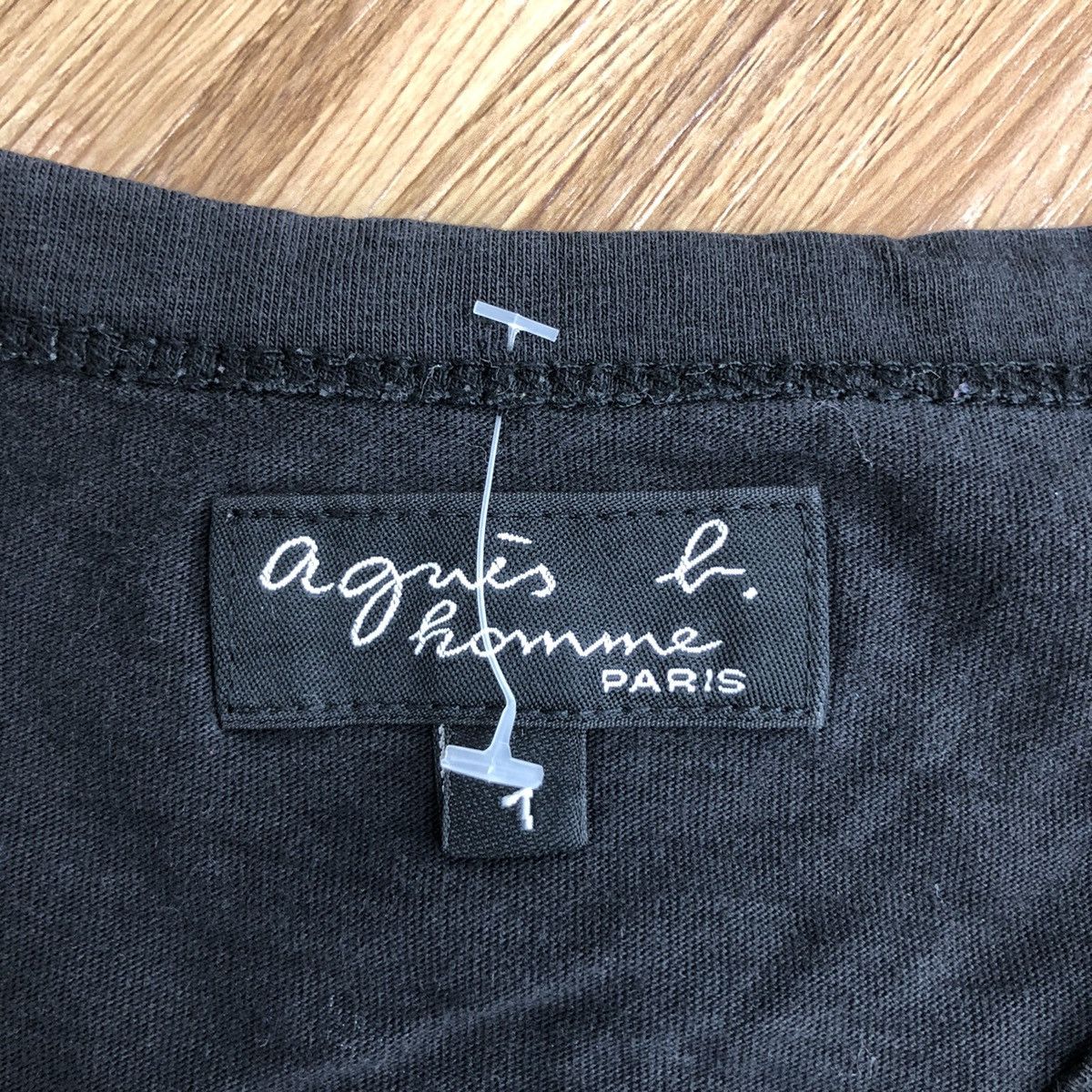 Vintage × agnes b. Vintage AGNES B Homme T-Shirt Big Logo Art Size US L / EU 52-54 / 3 - 6 Thumbnail