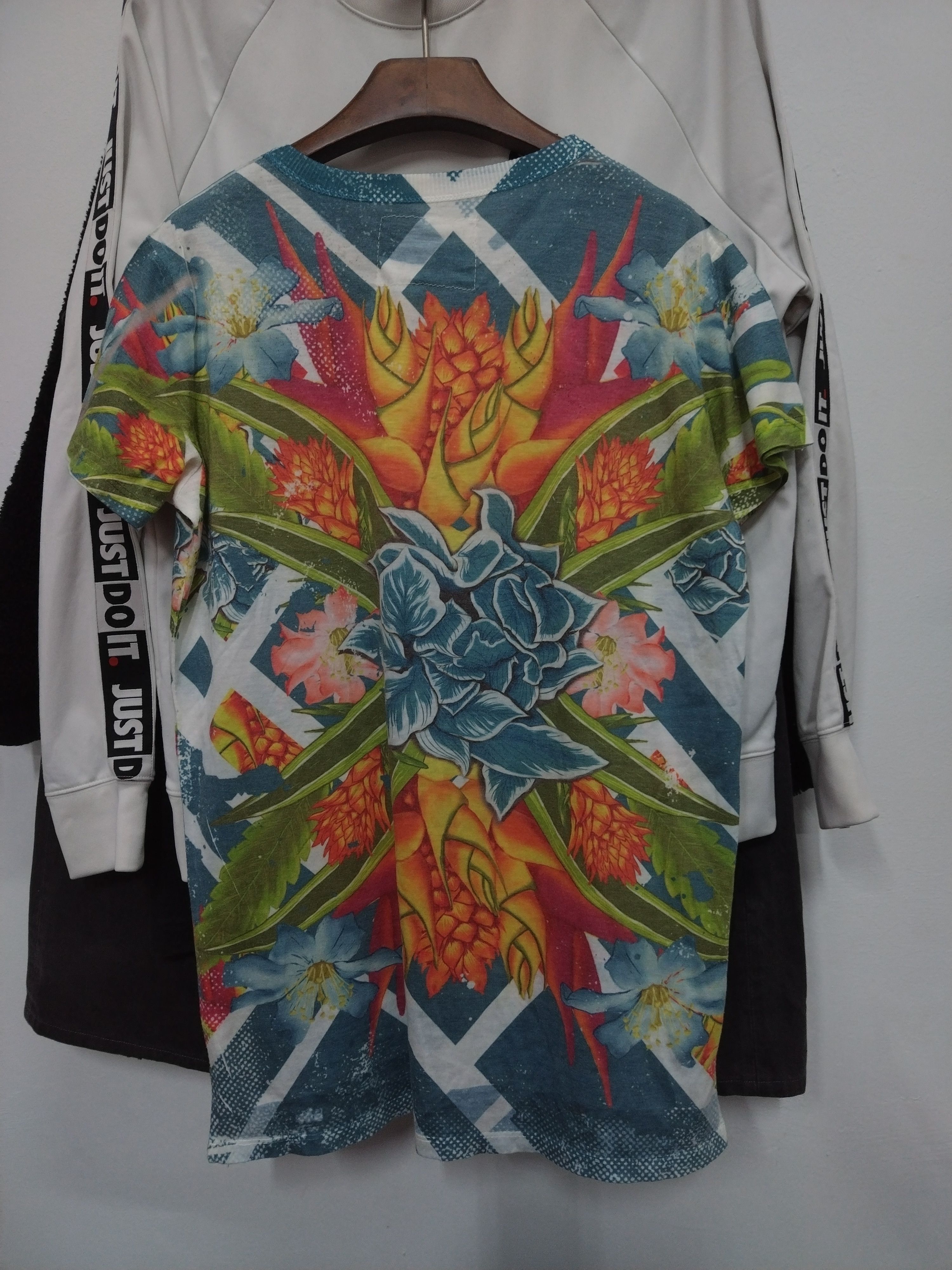 Hysteric Glamour × Japanese Brand 🎉💥 Awesome DESIGN short SLEEVE graphic T SHIRT Size M / US 6-8 / IT 42-44 - 3 Thumbnail