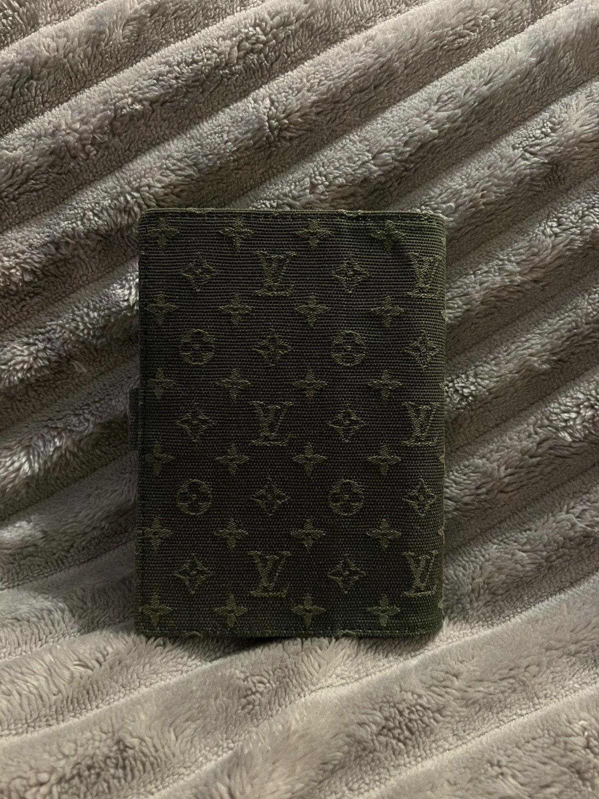 Louis Vuitton Louis Vuitton Agenda PM Monogram Khaki Canvas Size ONE SIZE - 2 Thumbnail