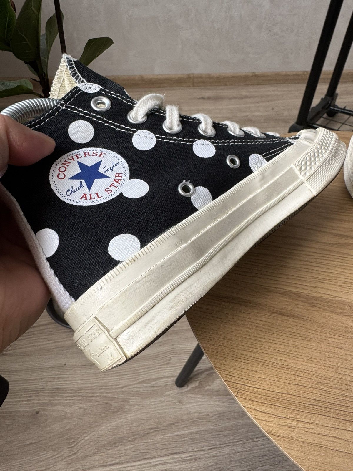 Comme des Garcons PLAY × Converse Converse Comme Des Garcons PLAY Dot High Top Sneakers Size US 5 / IT 35 - 8 Thumbnail