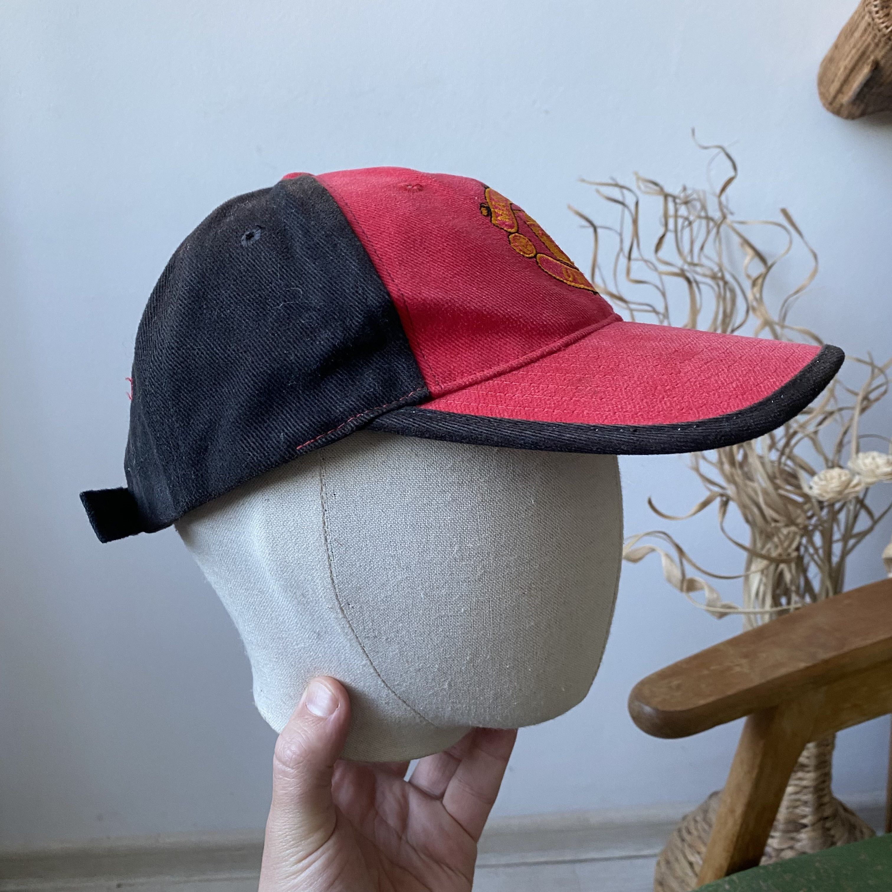 Nike ⚽️ Vintage 90s Faded Manchester United Cap Promo Dad Hat Size ONE SIZE - 2 Thumbnail