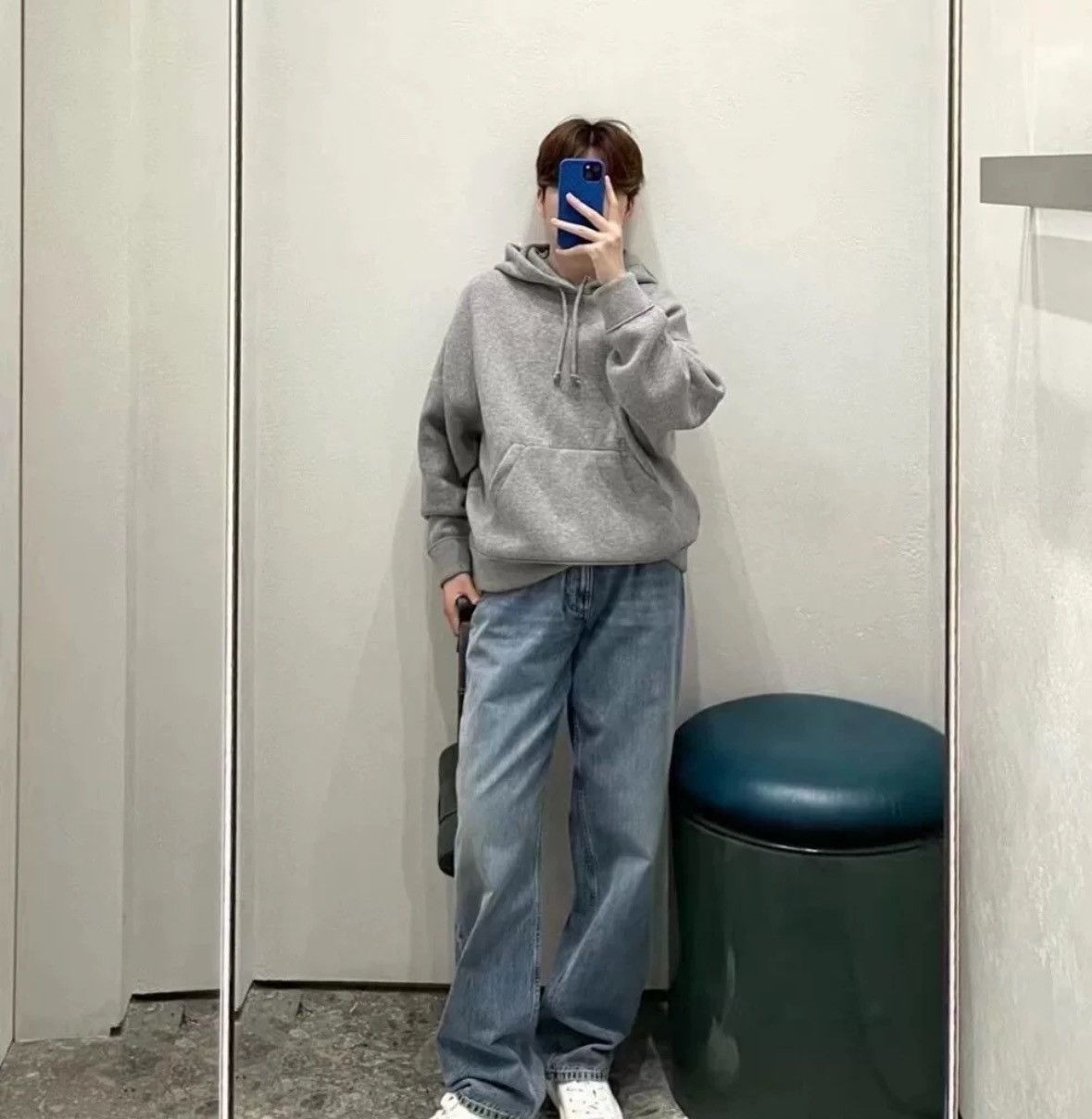 Balenciaga Balenciaga Double B Small Logo Hoodie2412-Nextarrow Size US L / EU 52-54 / 3 - 5 Thumbnail