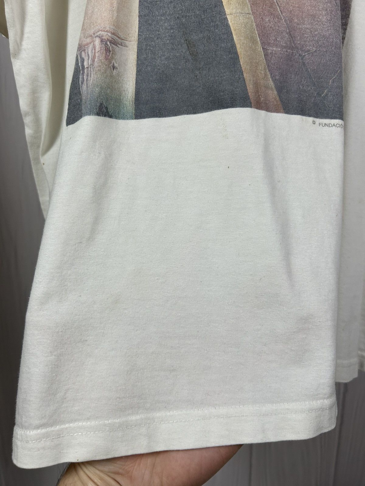 Arts & Science Rare Vintage 1998 Salvador Dali Vertigo Art T-Shirt Size L Size US L / EU 52-54 / 3 - 14 Thumbnail