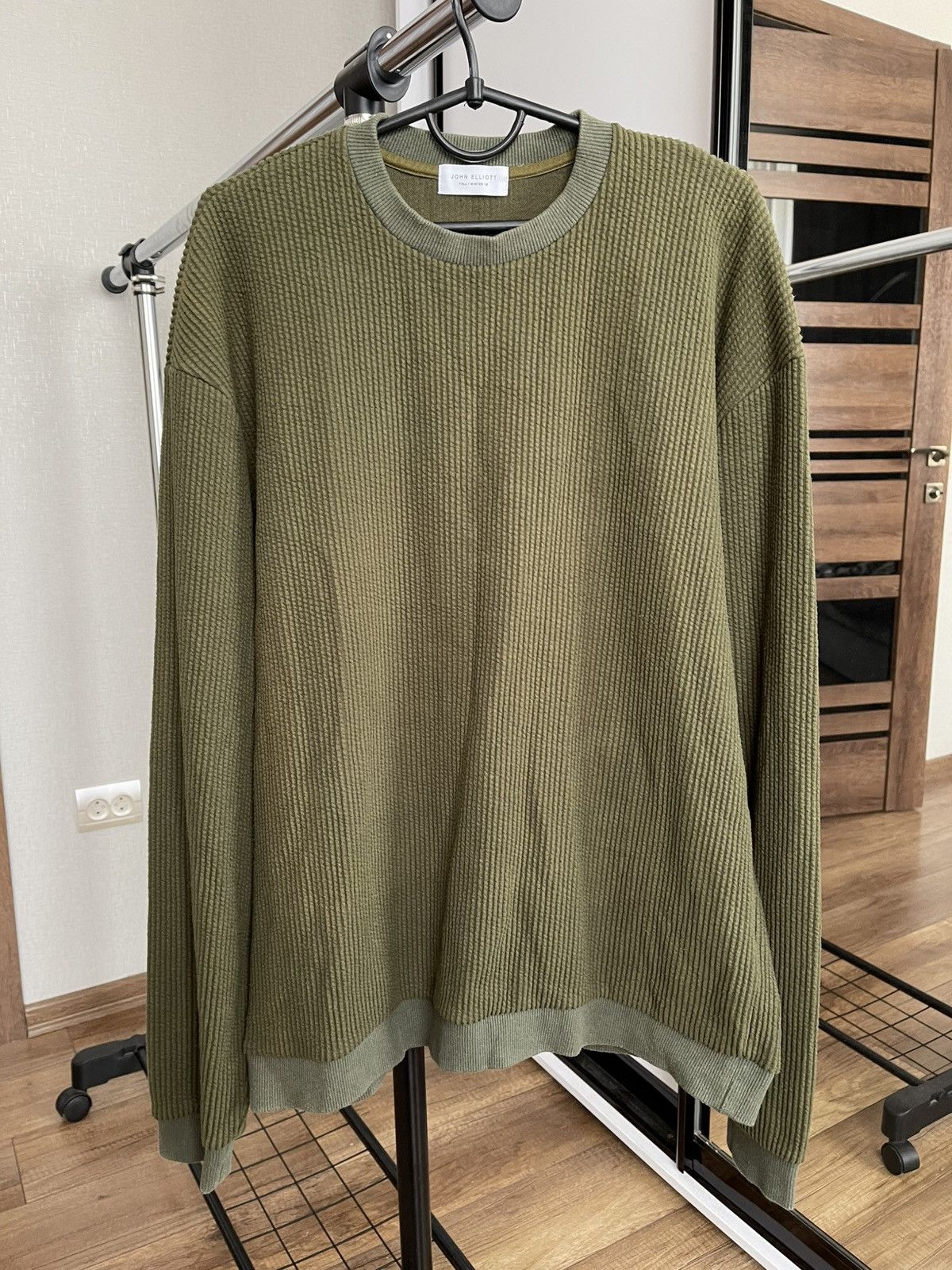 John Elliott FW18 John Elliott Faded Sweatshirt Crewneck USA Size US L / EU 52-54 / 3 - 2 Thumbnail