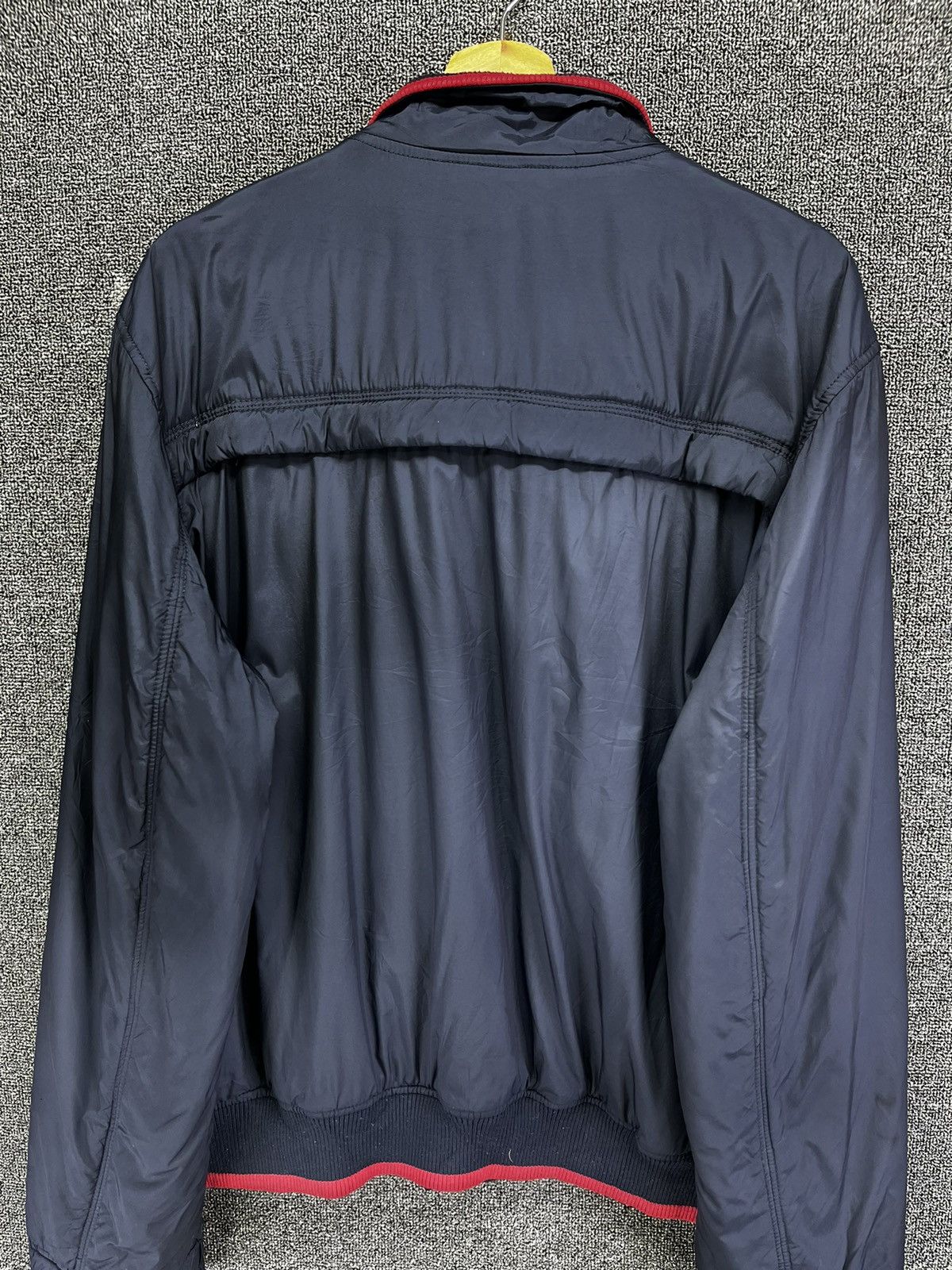 Tommy Hilfiger Vintage Tommy Hilfiger Zip Up Light Jacket Size US L / EU 52-54 / 3 - 11 Thumbnail