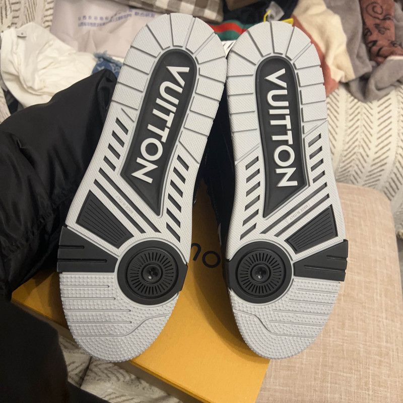 Louis Vuitton Louis Vuitton Trainer Black Leather Sneakers -2508 Size US 9.5 / EU 42-43 - 4 Thumbnail