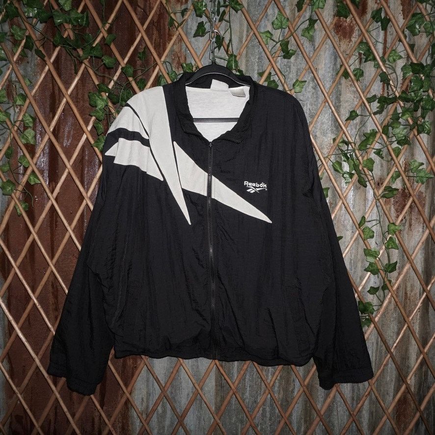Reebok XL - Vintage Y2K reebok big logo embroider 1990s windbreaker Size US XL / EU 56 / 4 - 1 Thumbnail