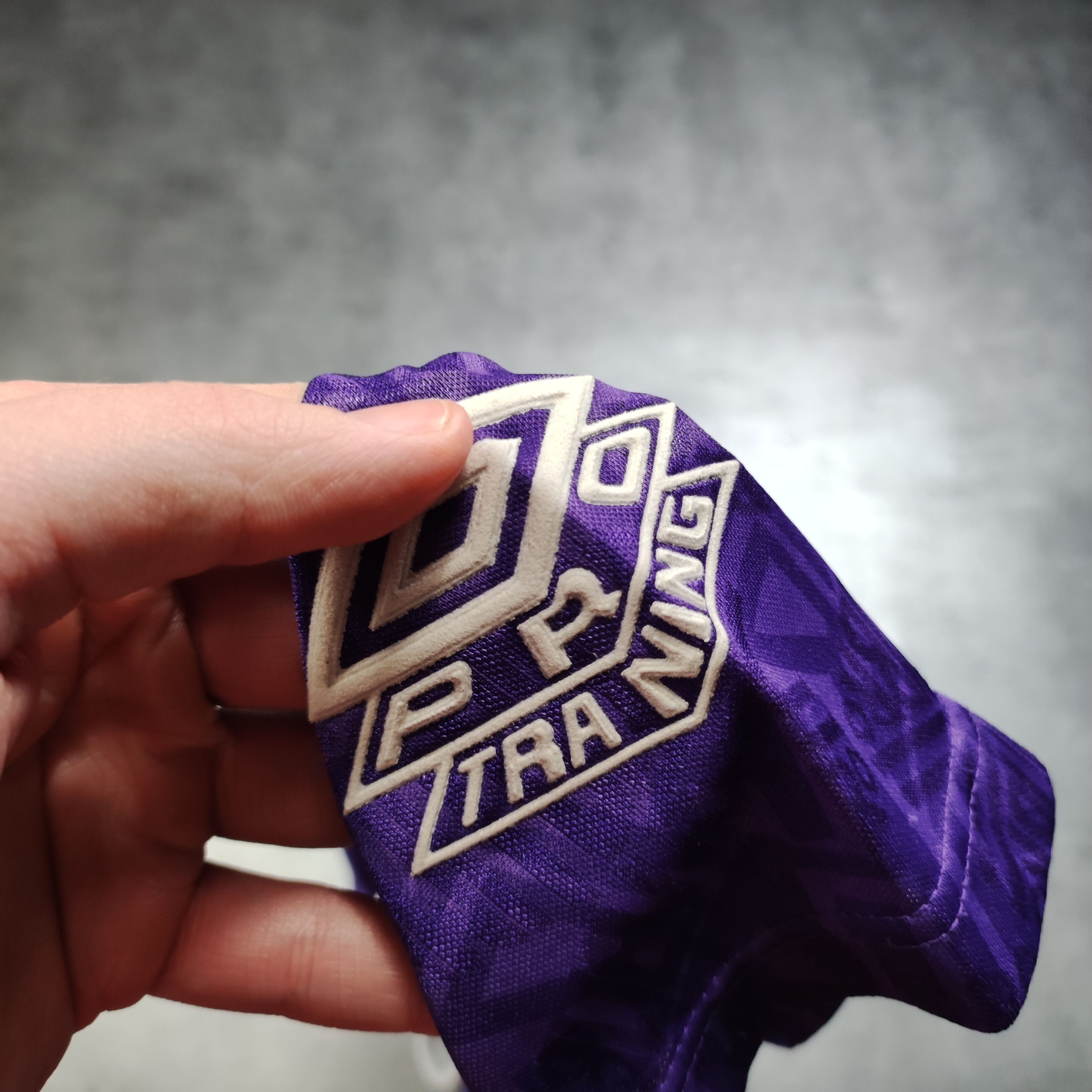 Vintage Vintage RARE 90s Umbro Purple Football Training Jersey Size US M / EU 48-50 / 2 - 8 Thumbnail