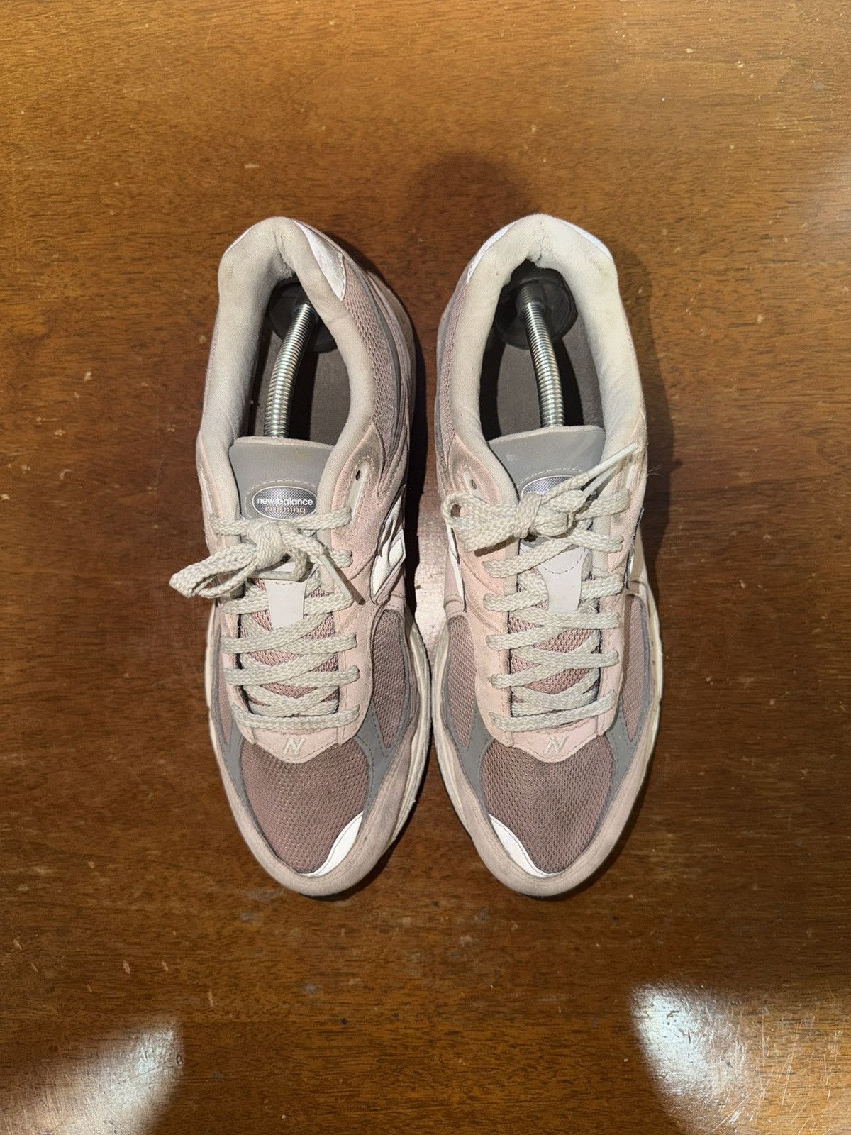 New Balance New Balance 2002R Orb Pink size 10 Size US 10 / EU 43 - 3 Thumbnail