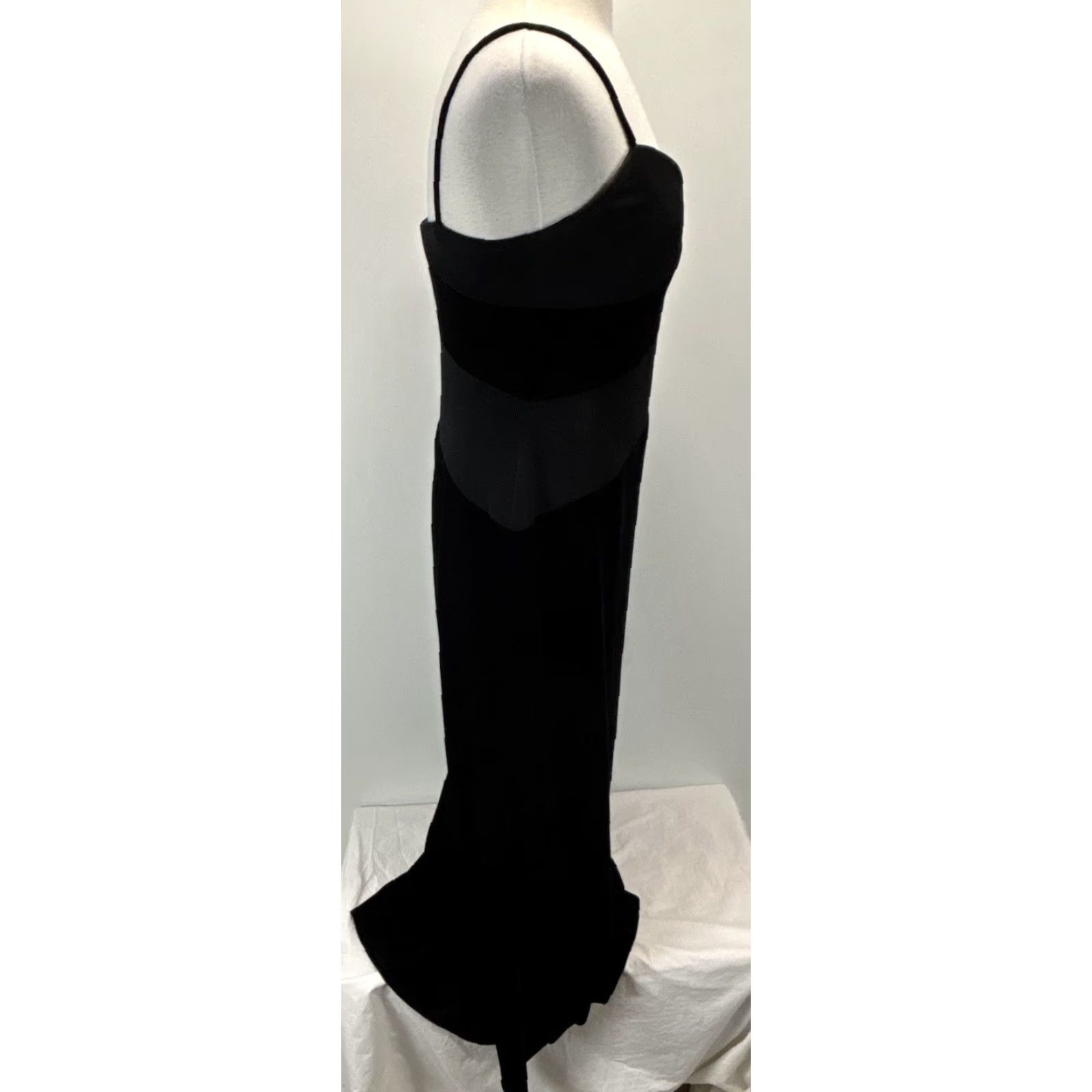 Alanui VINTAGE La Nuit Black Velvet Maxi Dress Gown 1990s Women's Size 12 Goth Eveningwear Size XL / US 12-14 / IT 48-50 - 4 Thumbnail