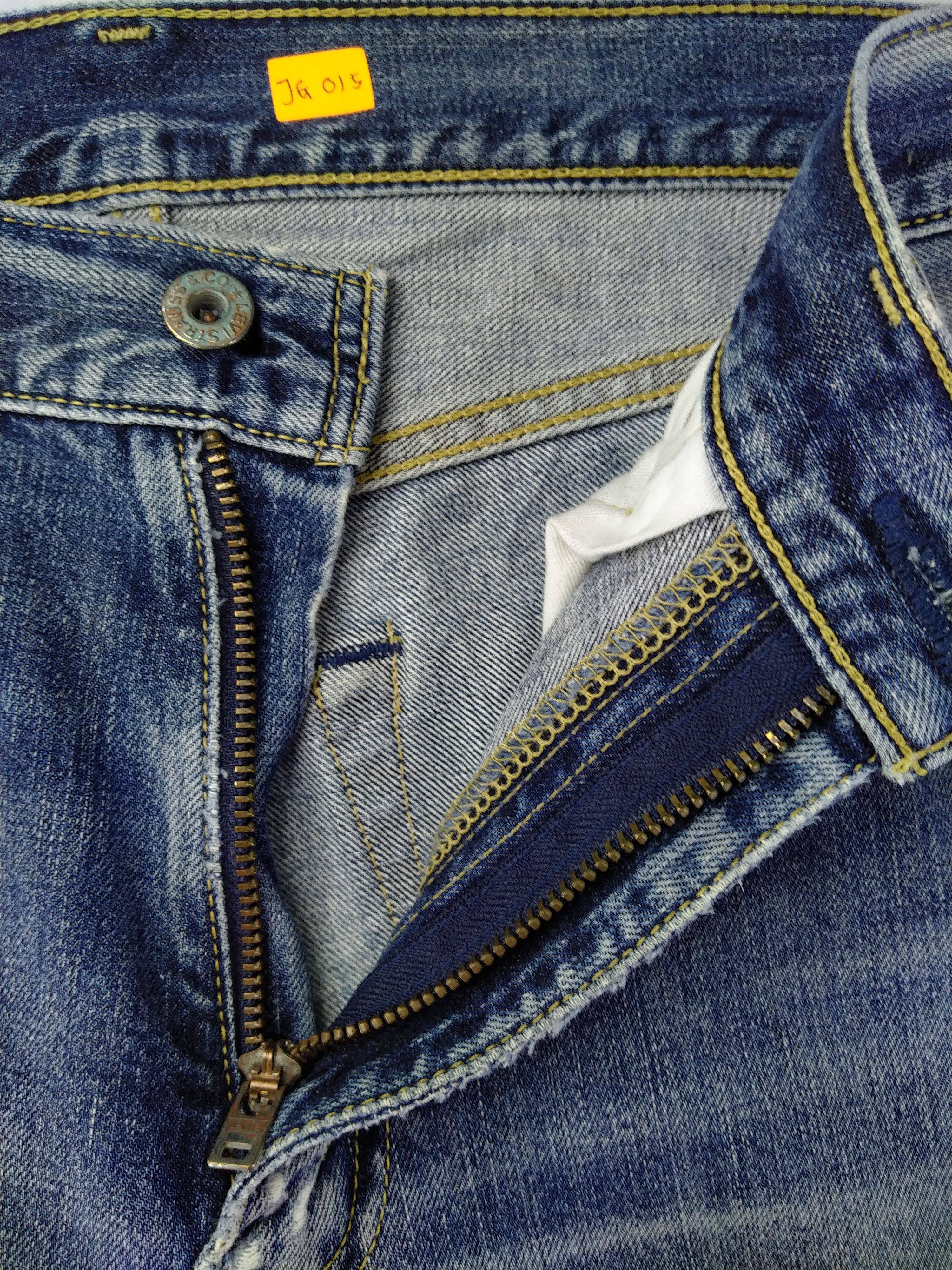 Levi's Blue Distressed Vintage Levi's 502 31x29.5 Denim -JG015 Size US 31 - 6 Thumbnail
